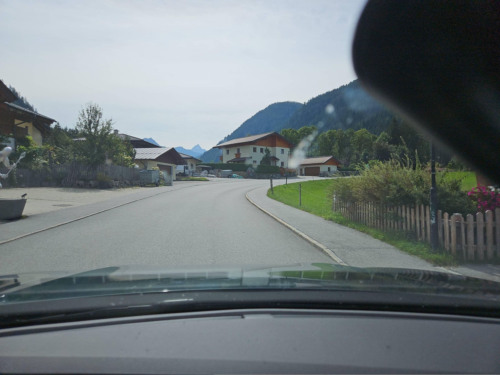 Street view near Flachauer Bergkristall, Altenmarkt im Pongau — © toho (CC BY-SA · Mapillary)