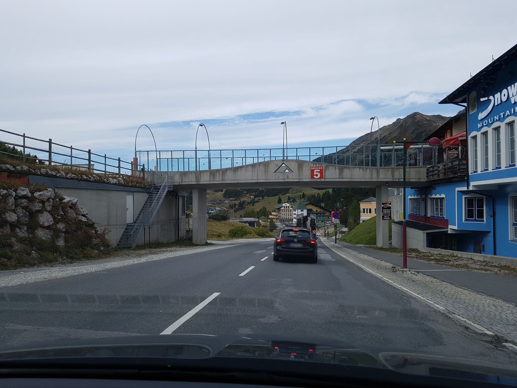 Street view near Pension Gloria, Mauterndorf — © schermy_at (CC BY-SA · Mapillary)
