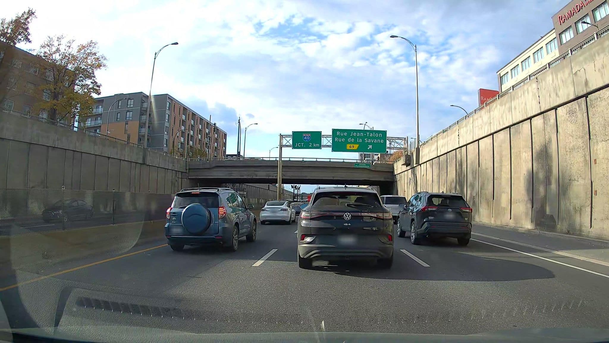 Street view near Ramada Plaza by Wyndham, Hampstead — © Encrypted (CC BY-SA · Mapillary)