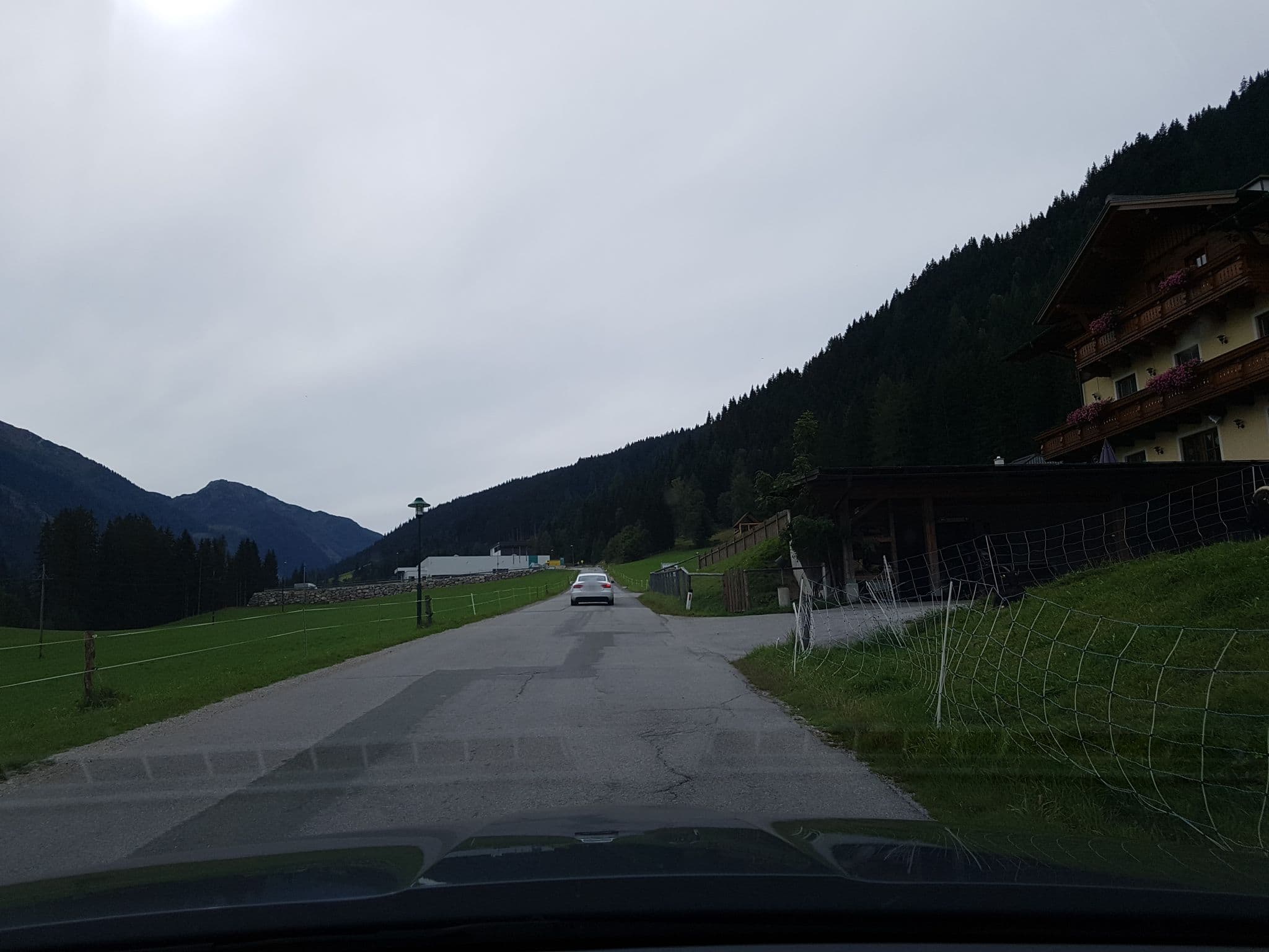 Street view near Urlaub am Bauernhof - Ellmaubauer, Radstadt — © schermy_at (CC BY-SA · Mapillary)