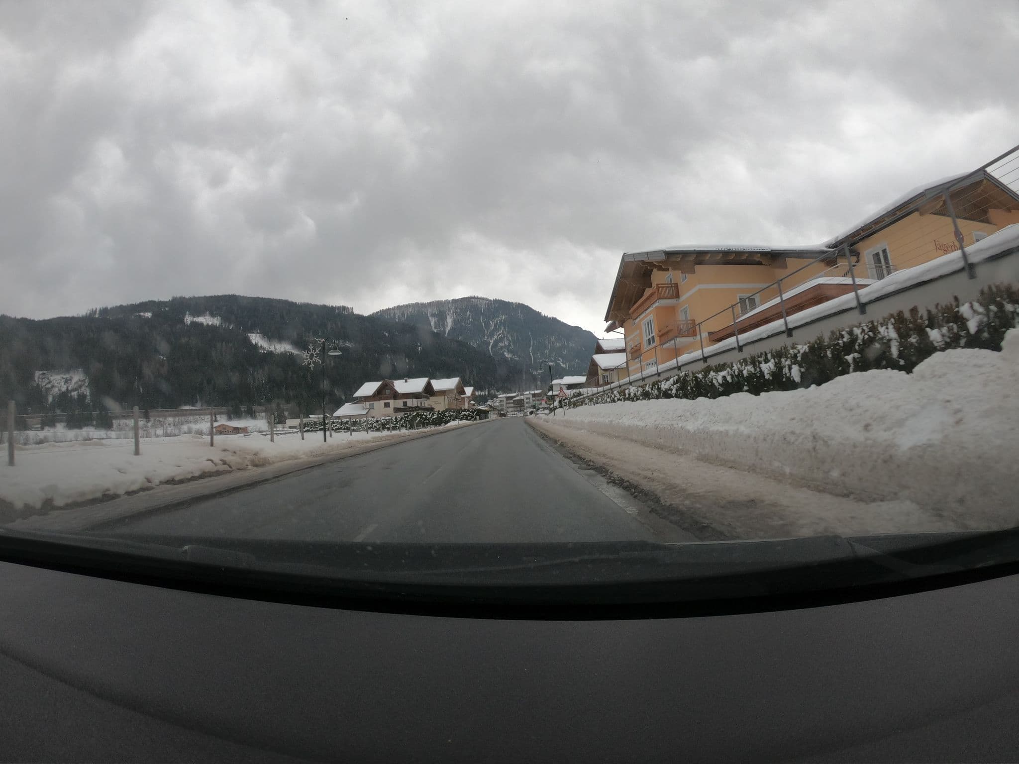 Street view near Hannes Fischbacher, Altenmarkt im Pongau — © natebus (CC BY-SA · Mapillary)