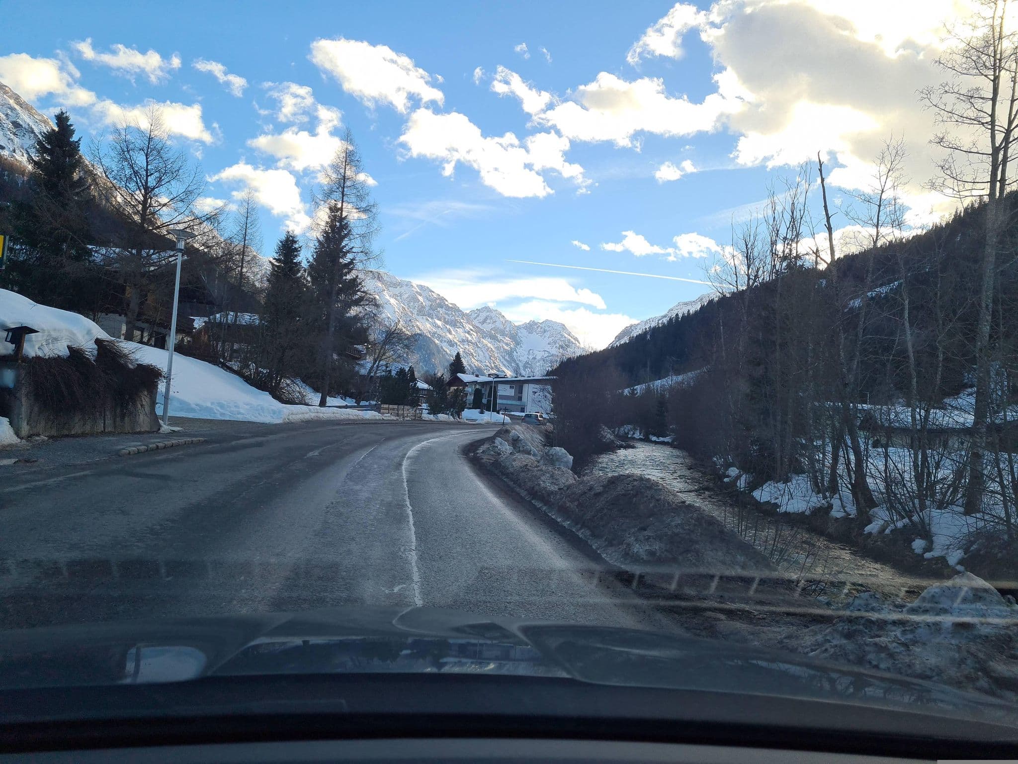 Street view near Salzburger Stub'n, Hof — © schermy_at (CC BY-SA · Mapillary)