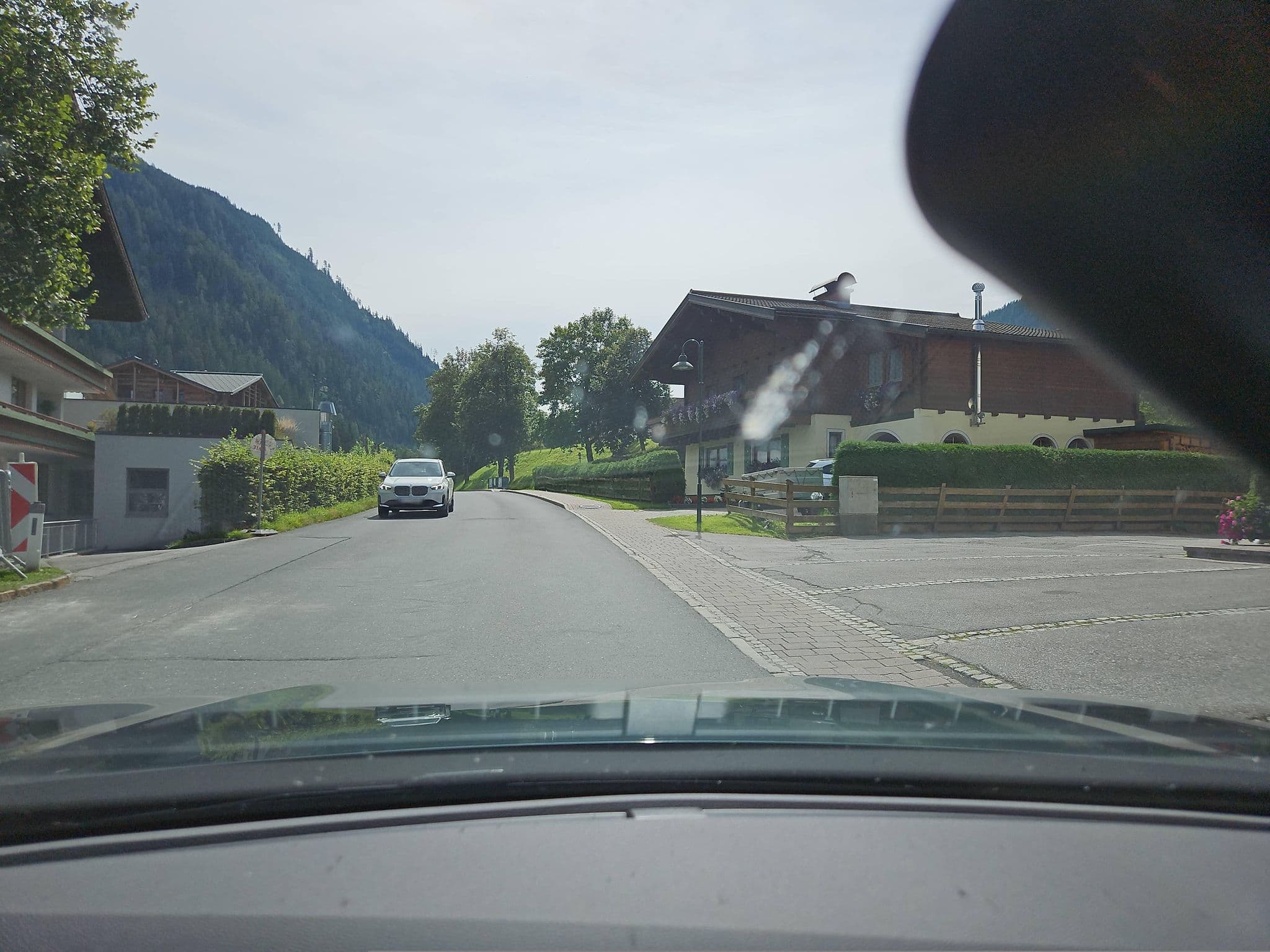 Street view near Salzburgerhof Flachau GmbH, Altenmarkt im Pongau — © toho (CC BY-SA · Mapillary)