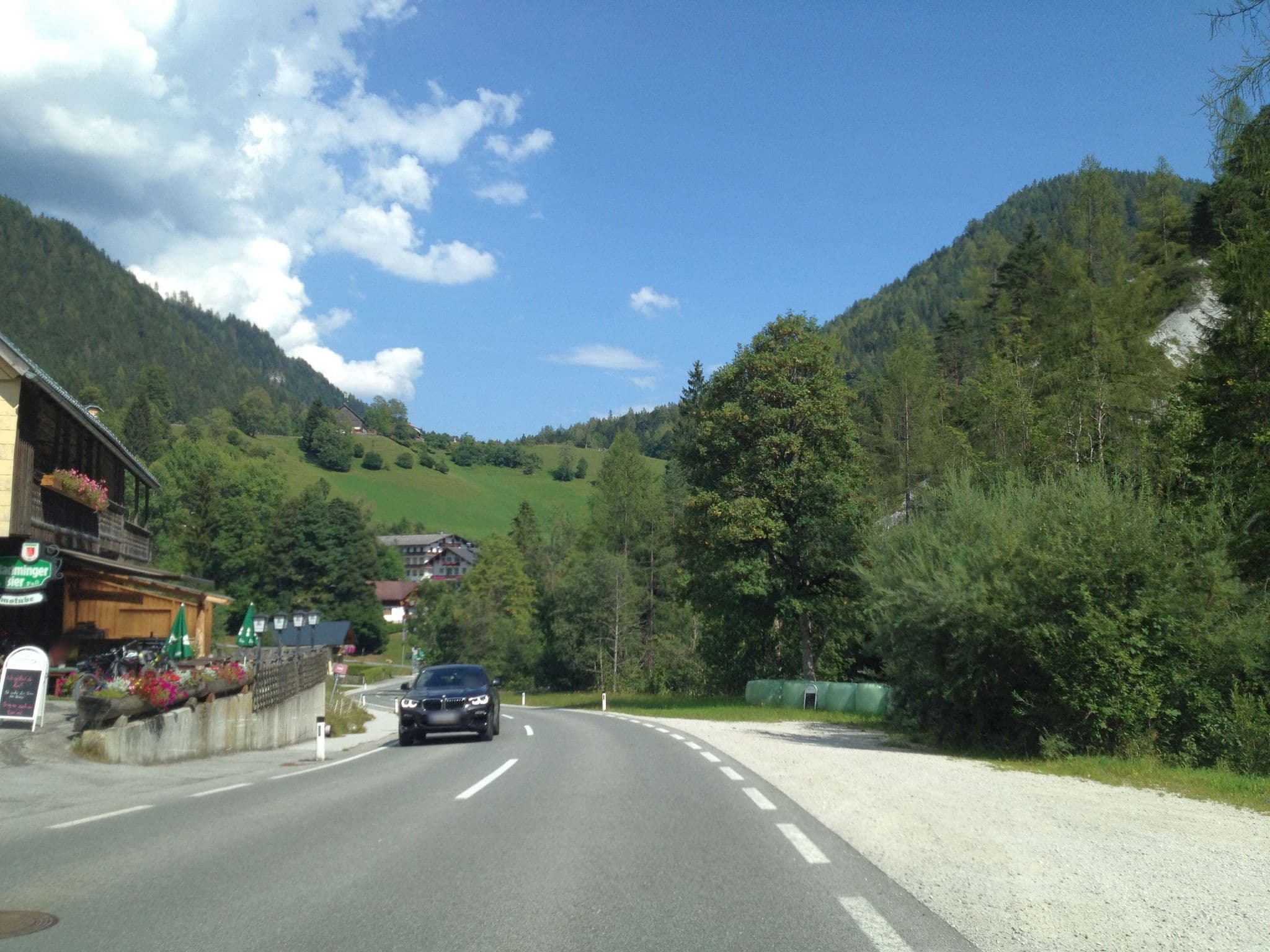 Street view near Almstube Verena Mayrhofer, Haus im Ennstal — © istefanos (CC BY-SA · Mapillary)