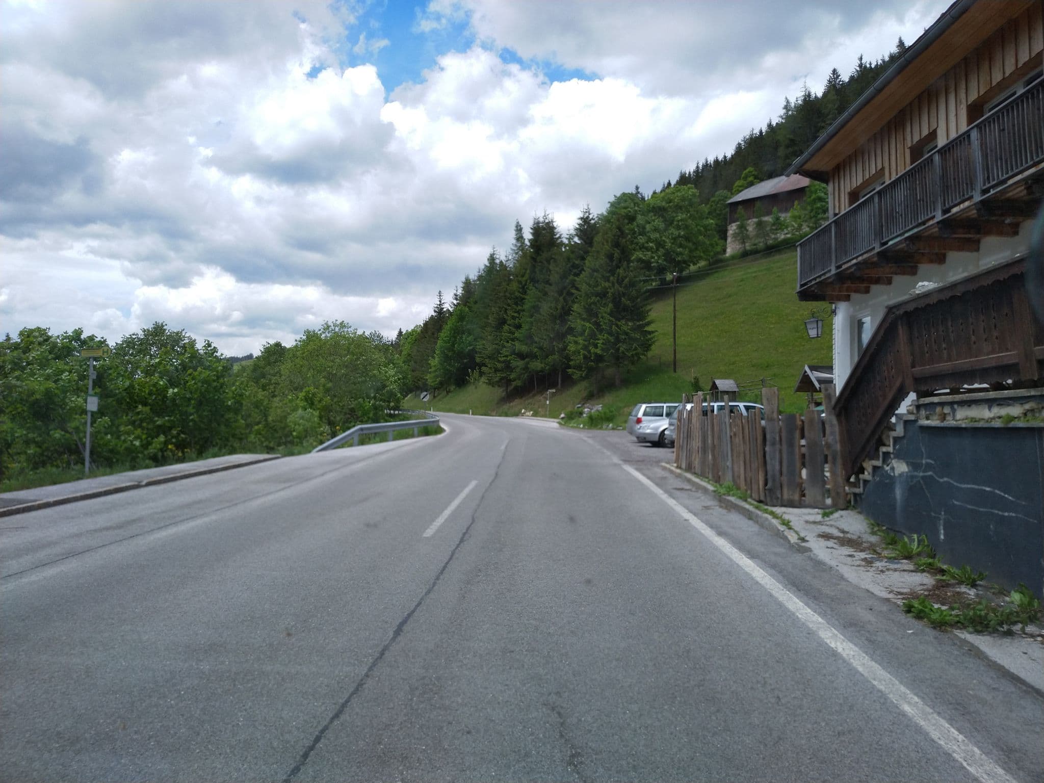 Street view near Auwirt, Ramsau am Dachstein — © mappatman (CC BY-SA · Mapillary)
