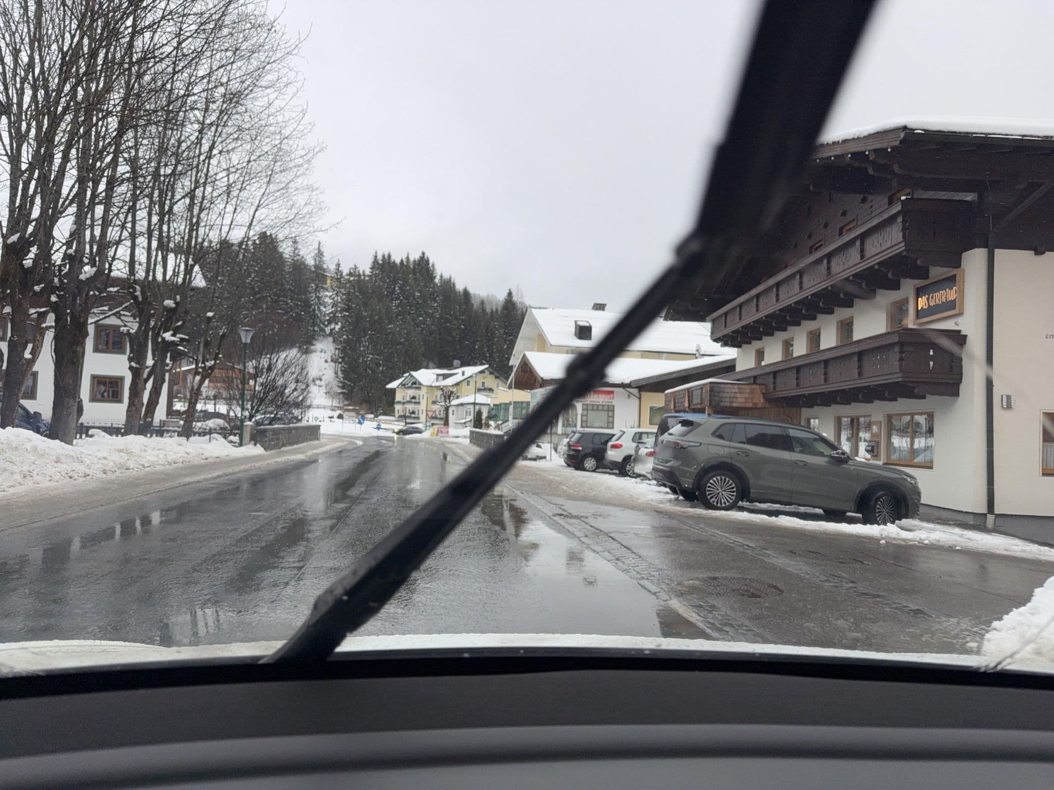 Street view near Pension Getraud, Radstadt — © ottor (CC BY-SA · Mapillary)