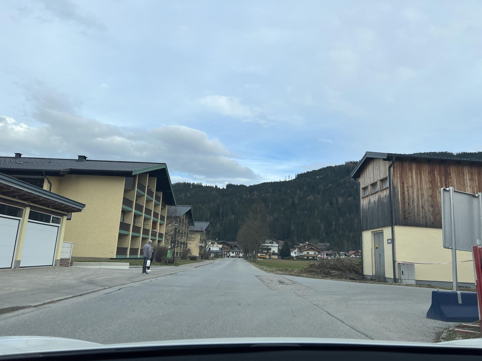 Street view near Apparthotel Kristall, Altenmarkt im Pongau — © ottor (CC BY-SA · Mapillary)