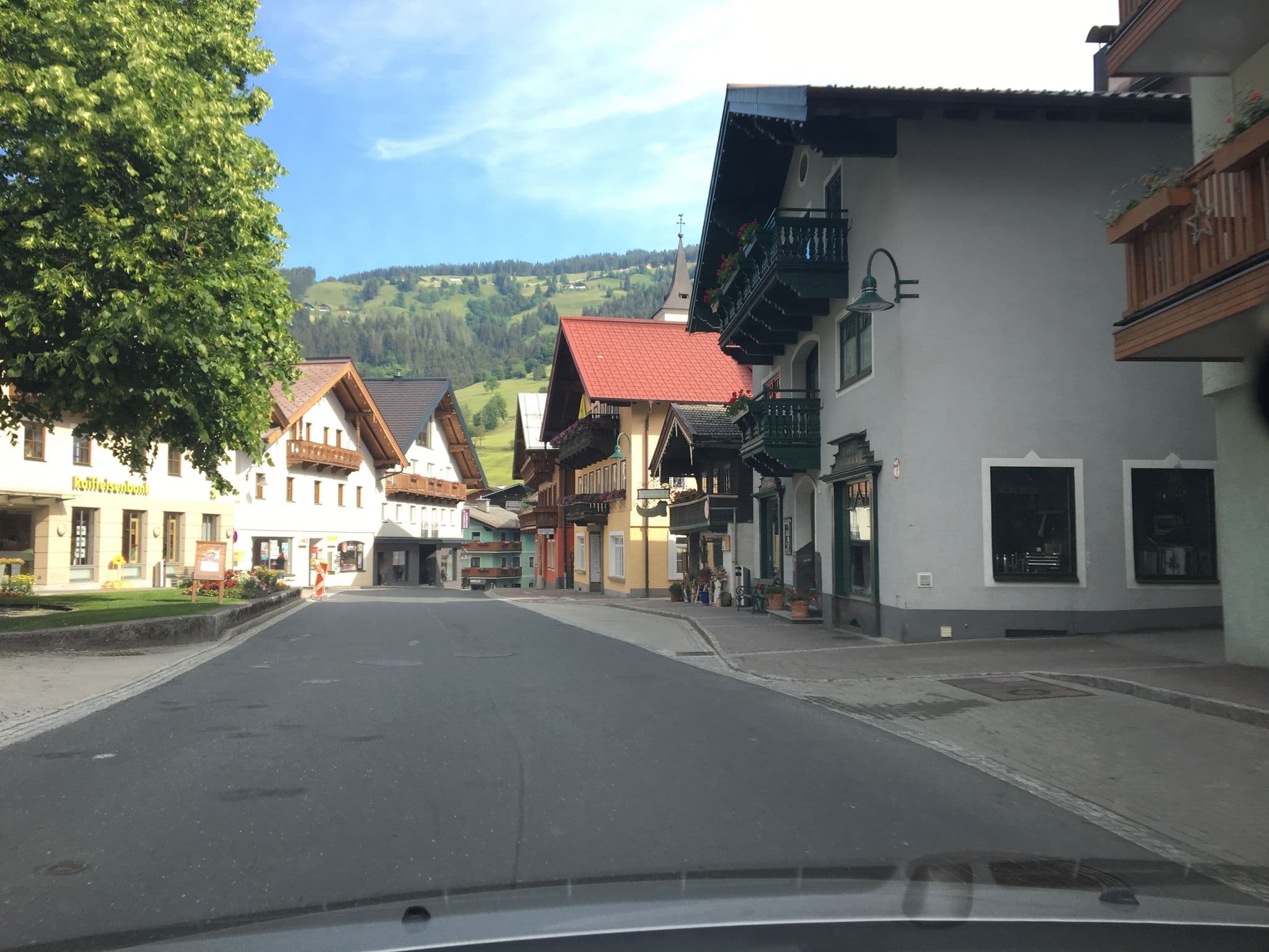 Street view near Appartement Schuller, Hof — © chicc0 (CC BY-SA · Mapillary)