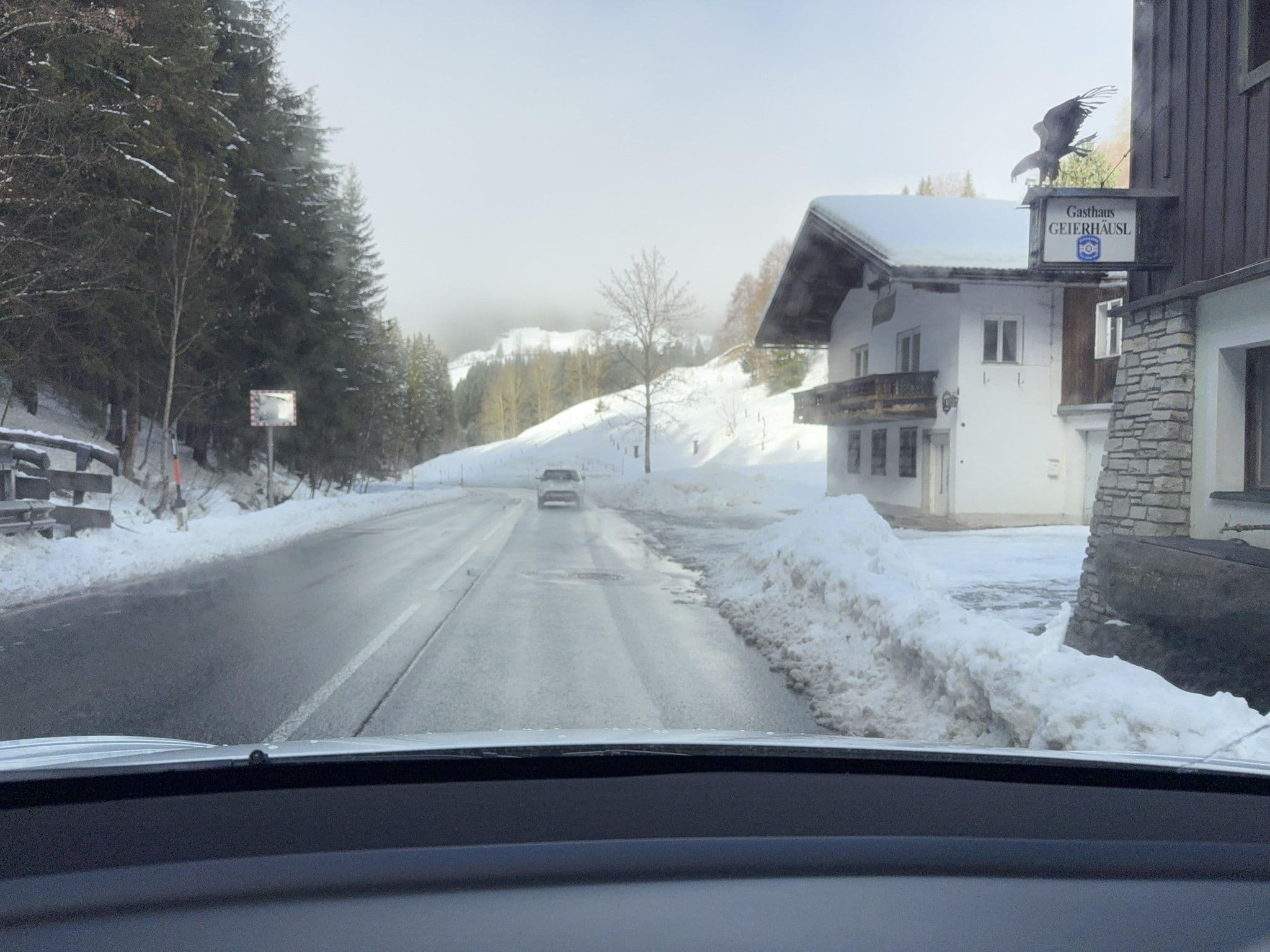 Street view near Gasthaus Geierhäusl - Frahndl, Radstadt — © ottor (CC BY-SA · Mapillary)