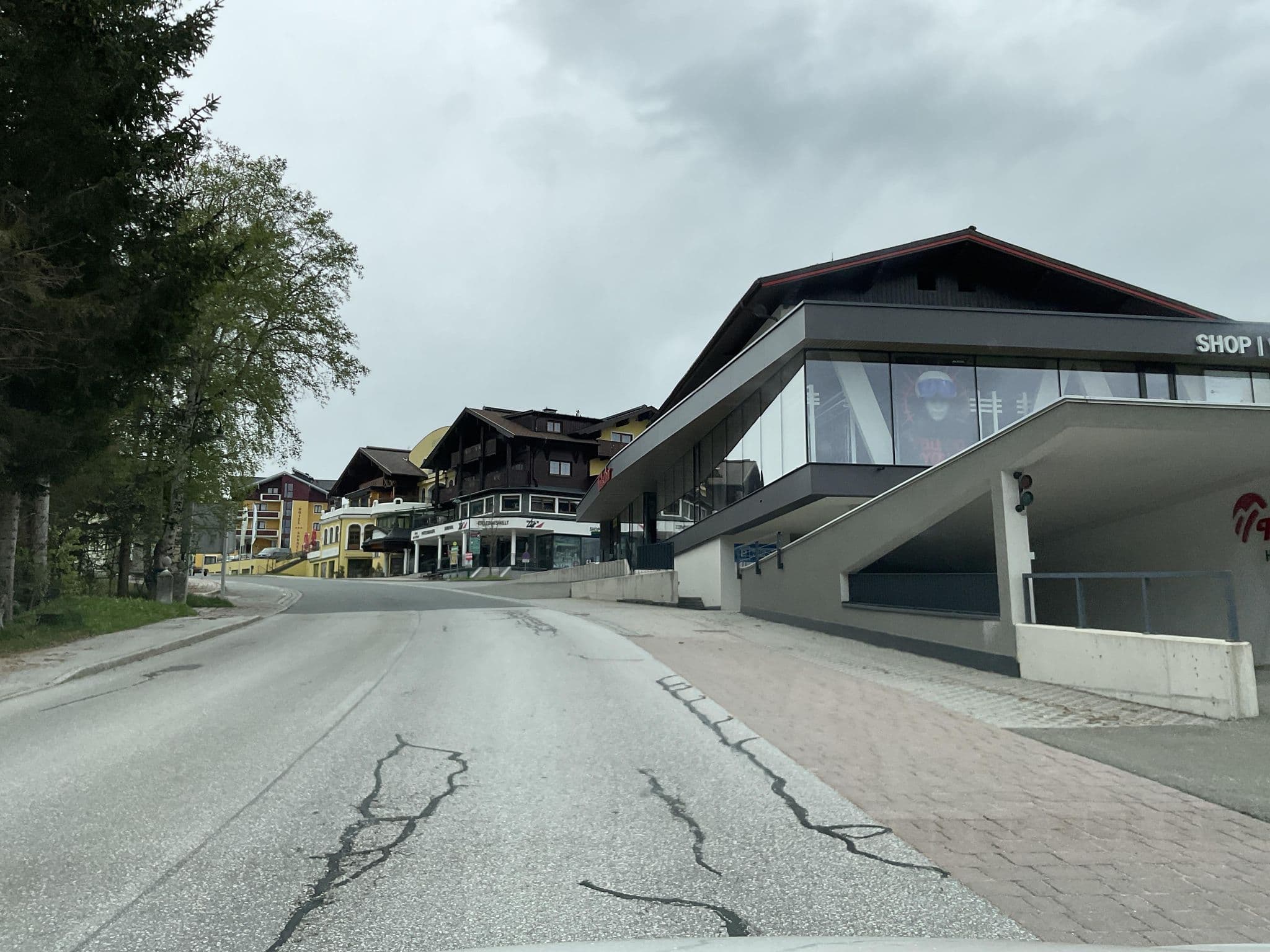 Street view near Alpenhotel RIGA, Schladming — © schladming1 (CC BY-SA · Mapillary)