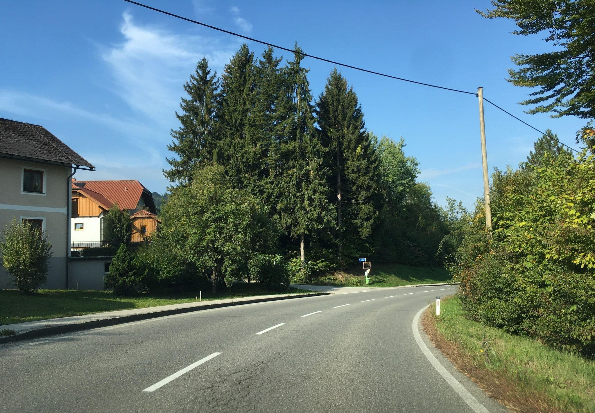 Street view near Gasthaus Kranichsteg, Gschwandt — © istefanos (CC BY-SA · Mapillary)