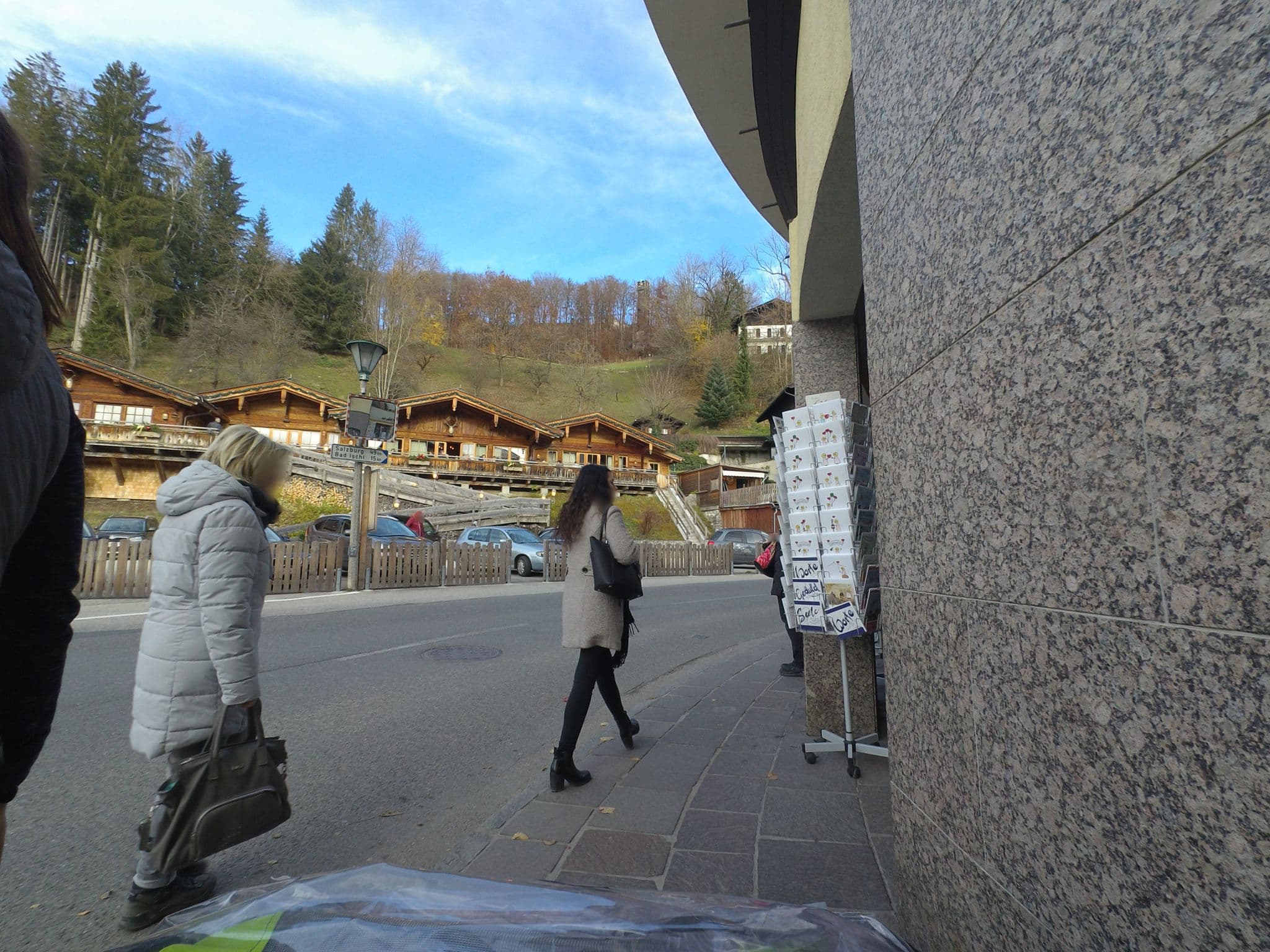 Street view near Ferienparadies Leopoldhof GmbH, Sankt Wolfgang im Salzkammergut — © schermy_at (CC BY-SA · Mapillary)