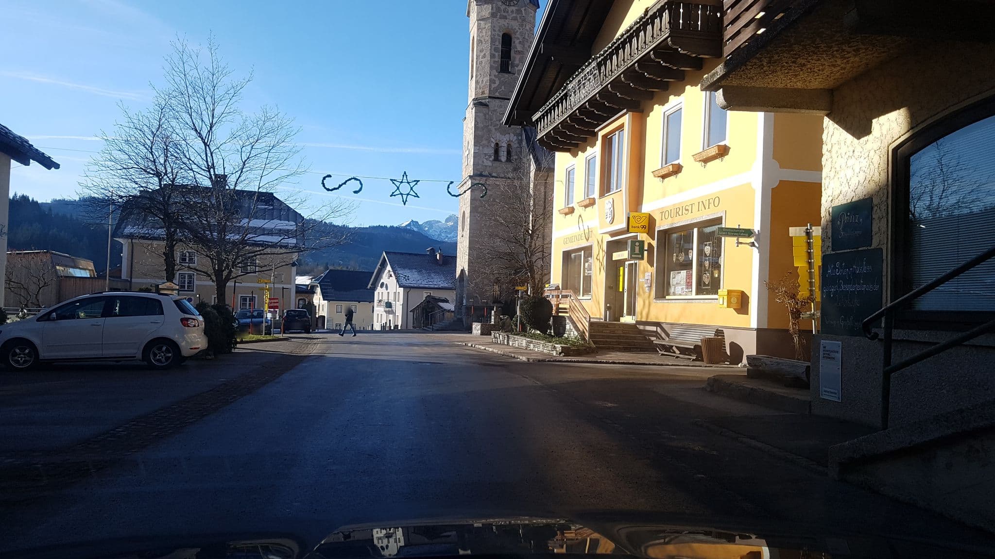 Street view near Appartementhaus Rußbach, Gosau — © schermy_at (CC BY-SA · Mapillary)