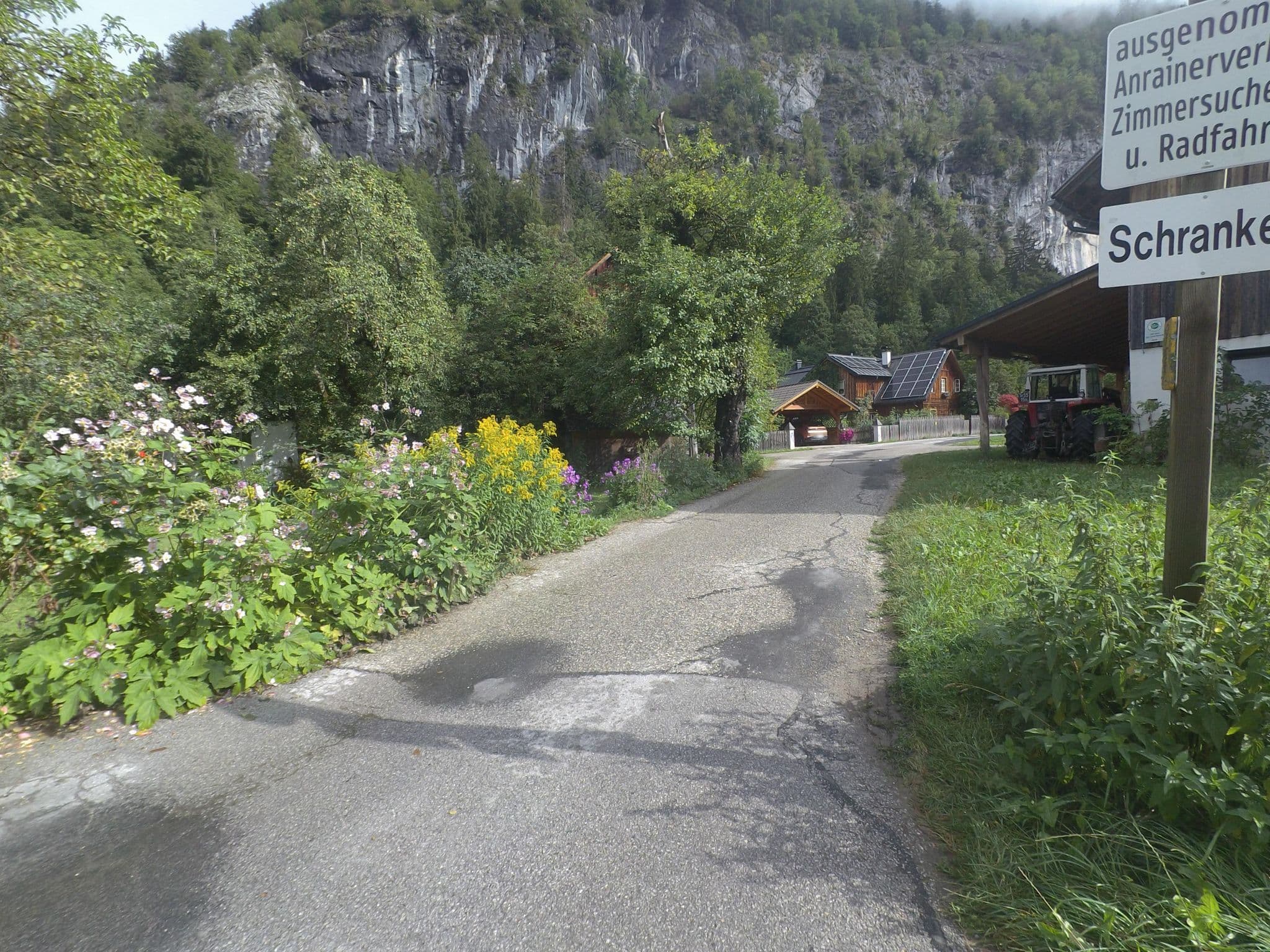 Street view near Steinegger Josef - Frühstückspension Annerl, Mitterndorf im Steirischen Salzkammergut — © schermy_at (CC BY-SA · Mapillary)