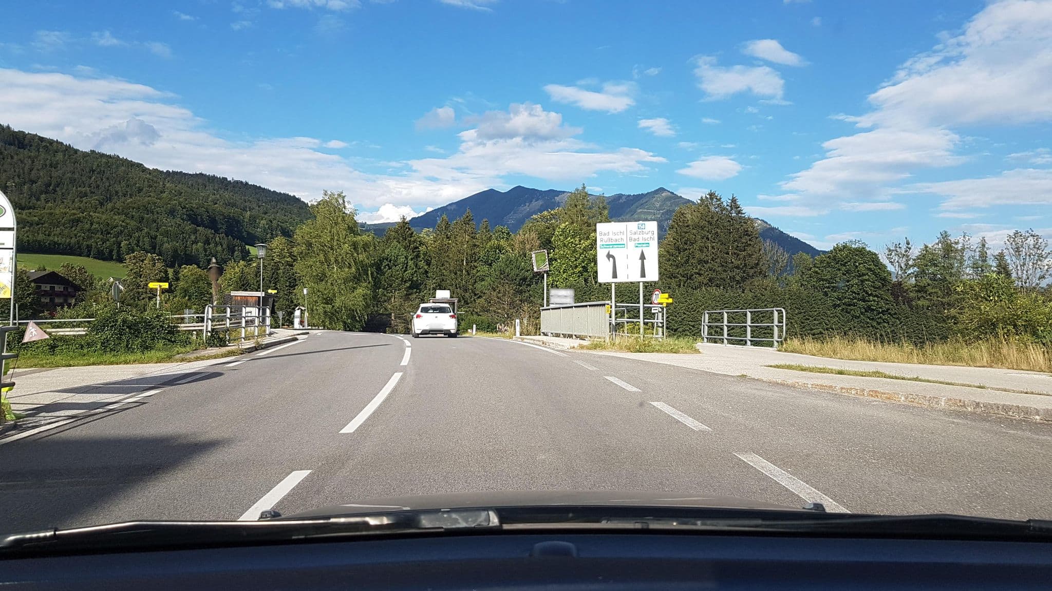 Street view near Buerglestein, Strobl — © Langfahrer (CC BY-SA · Mapillary)