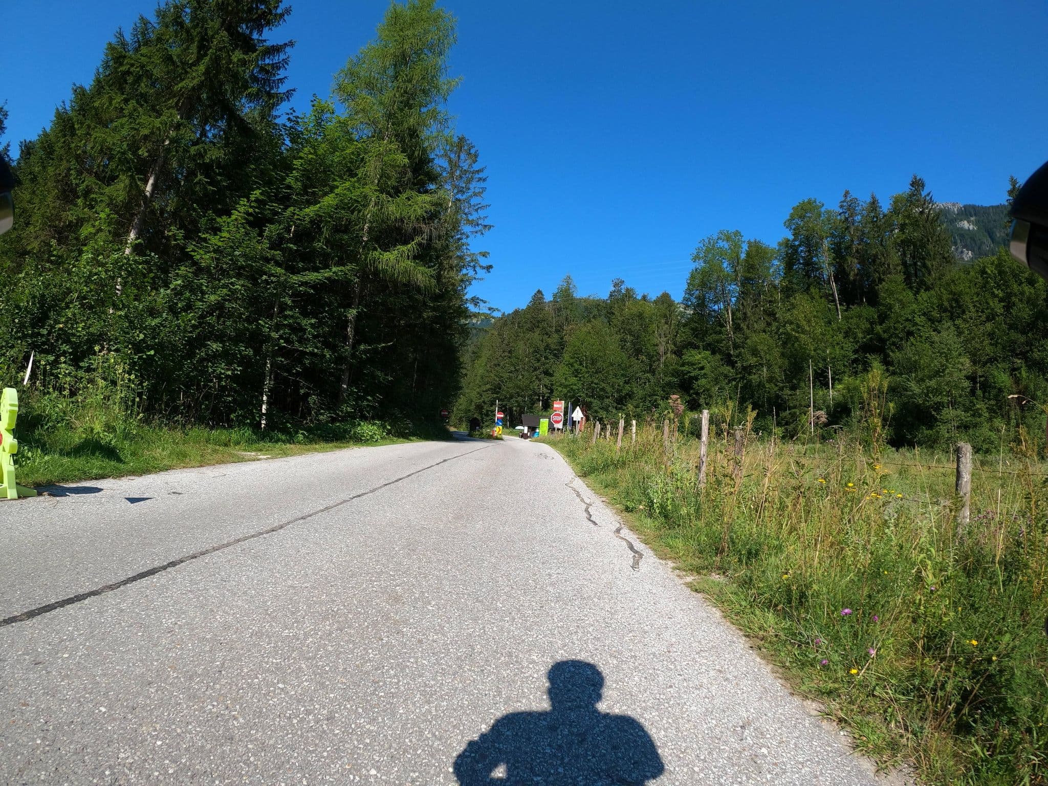 Street view near Gasthof Bergheimat, Strobl — © Langfahrer (CC BY-SA · Mapillary)