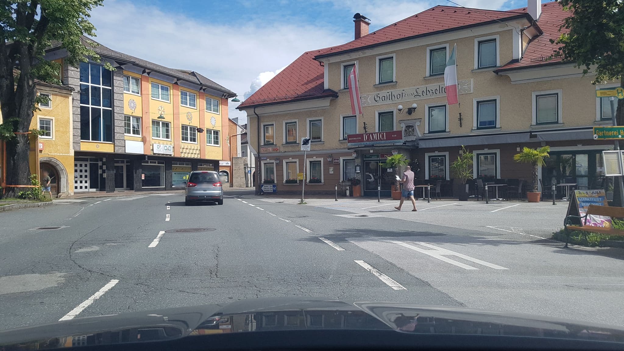 Street view near Gasthaus Kriechbaum, Strasswalchen — © schermy_at (CC BY-SA · Mapillary)