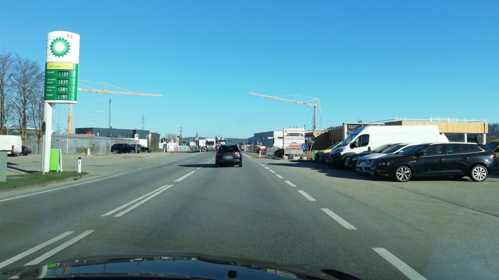 Street view near Weinberg Hotel, Puchheim — © gzin (CC BY-SA · Mapillary)