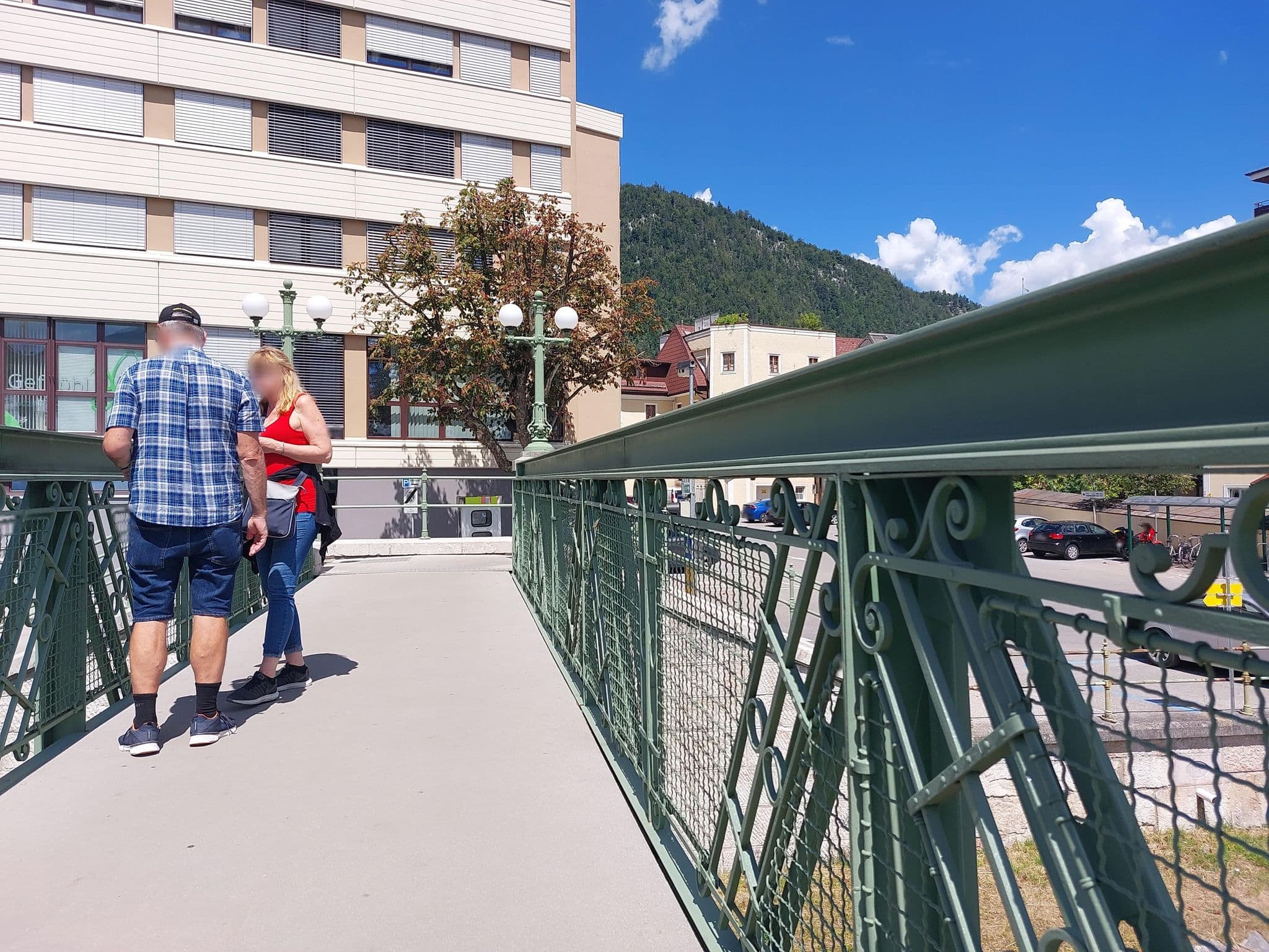Street view near Apartment Kristall, Bad Ischl — © puerki (CC BY-SA · Mapillary)