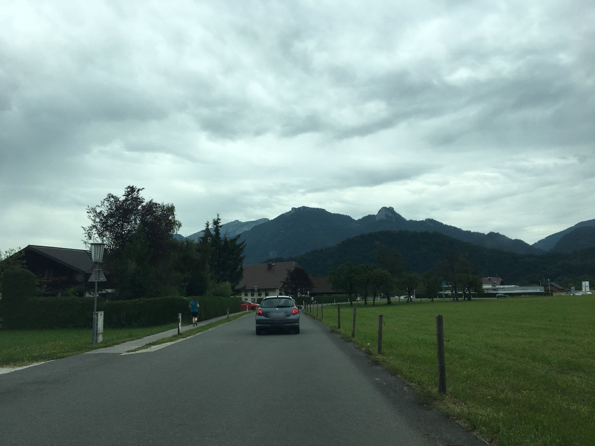 Street view near Ferienwohnung Annemarie Limbacher, Strobl — © schobi (CC BY-SA · Mapillary)
