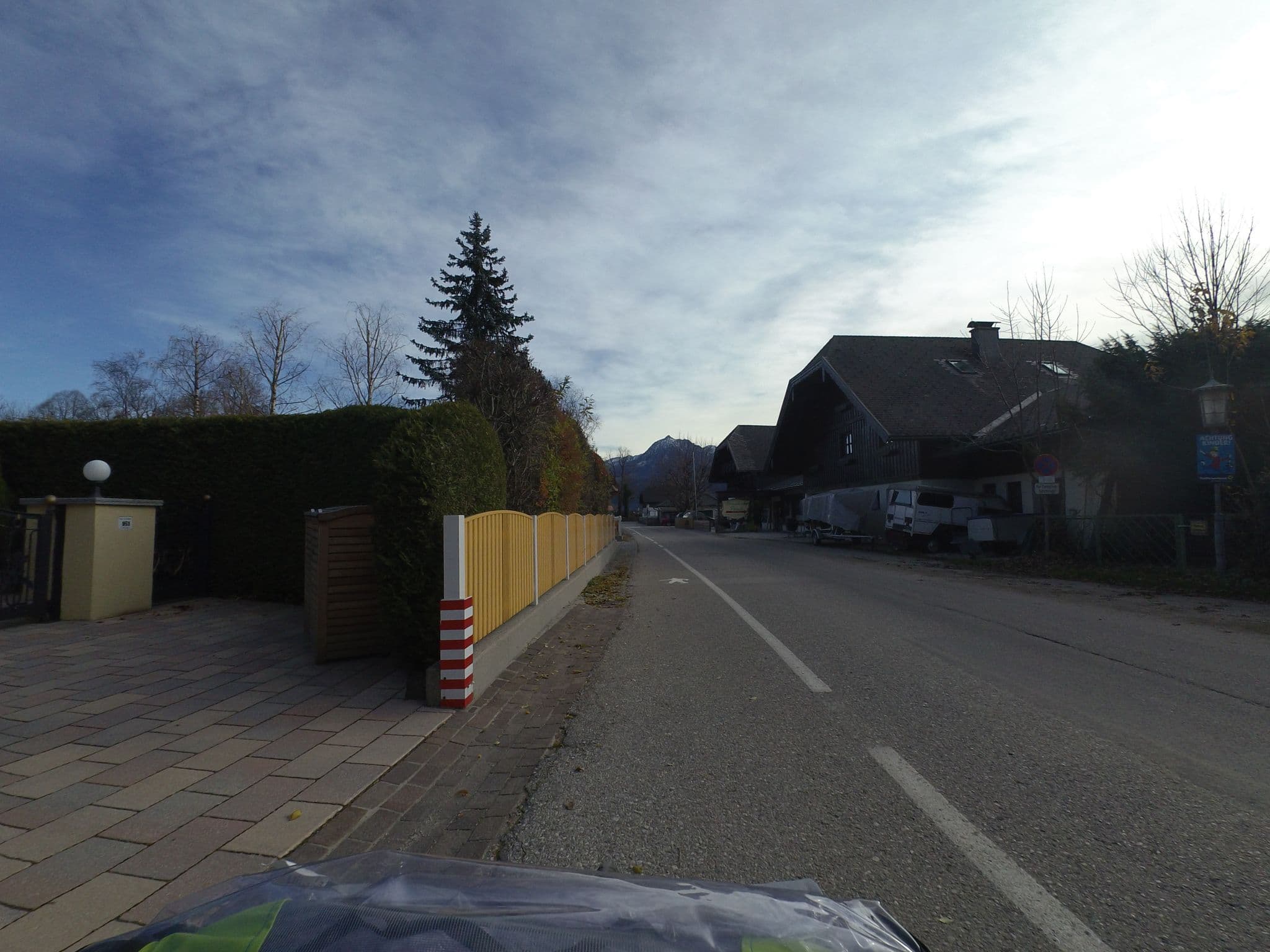 Street view near Hotel Garni Arndt, Sankt Wolfgang im Salzkammergut — © schermy_at (CC BY-SA · Mapillary)