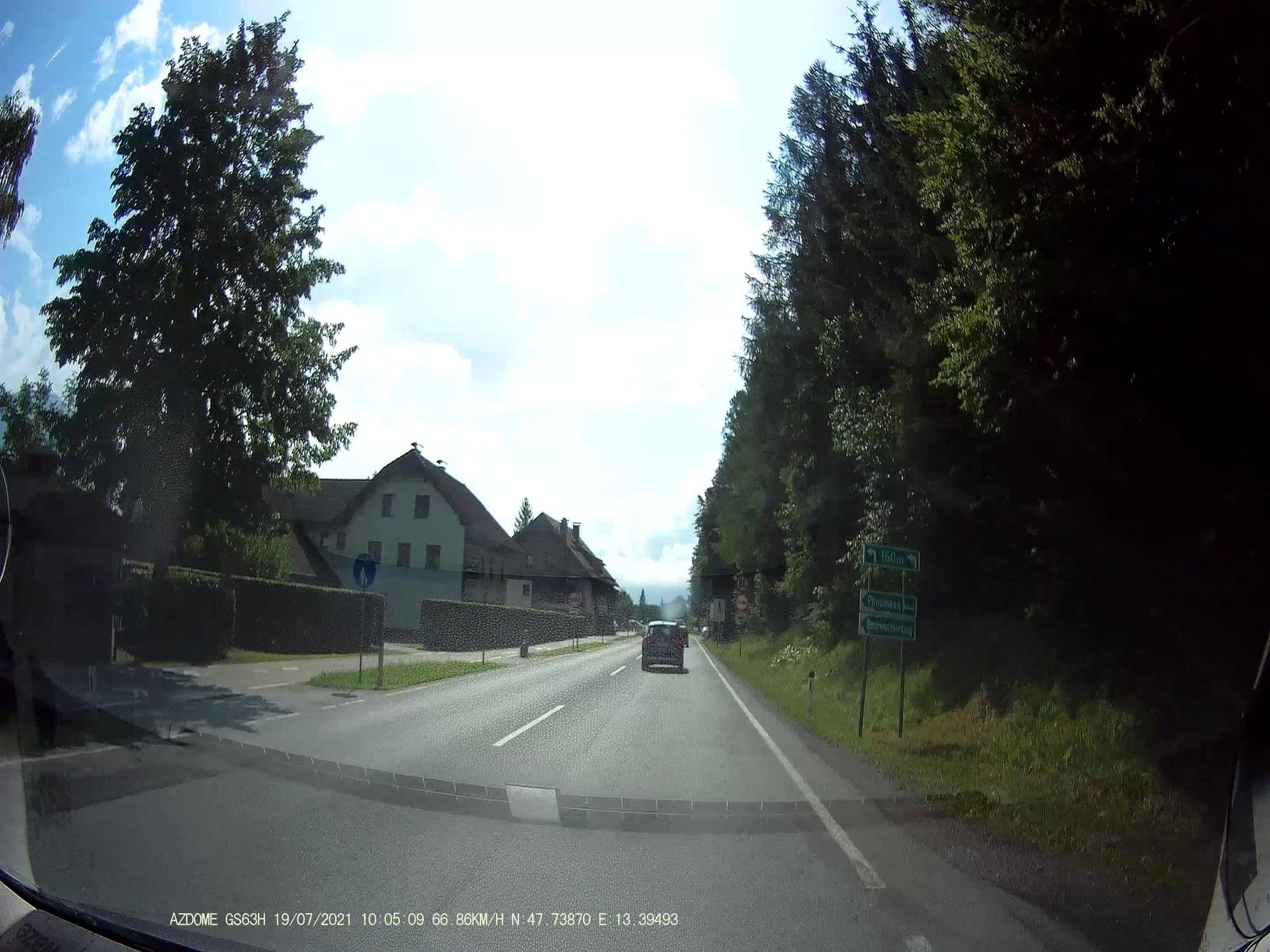 Street view near Haus Seehof, Sankt Wolfgang im Salzkammergut — © stefan147 (CC BY-SA · Mapillary)
