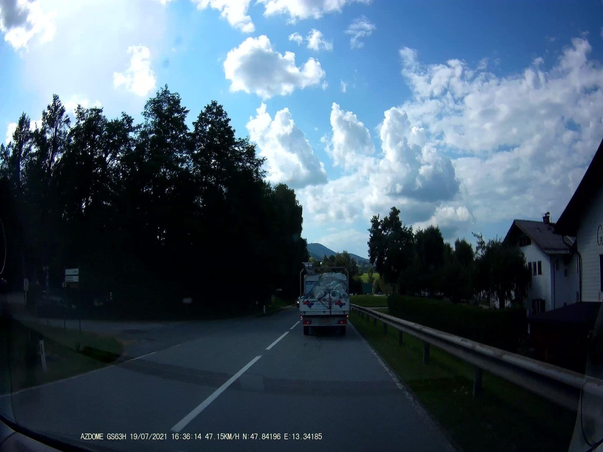 Street view near Pension Geier, Sankt Lorenz — © stefan147 (CC BY-SA · Mapillary)