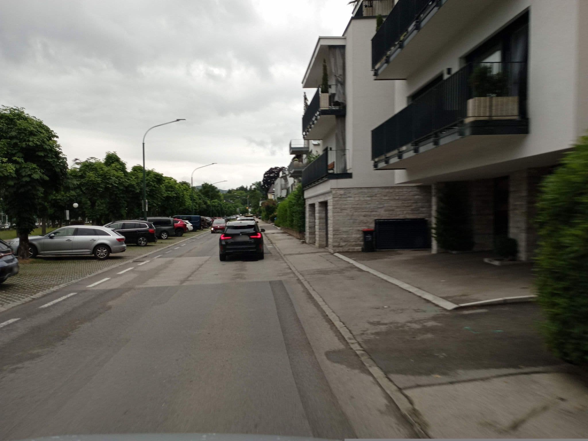 Street view near Hotel Austria, Gmunden — © atze02 (CC BY-SA · Mapillary)