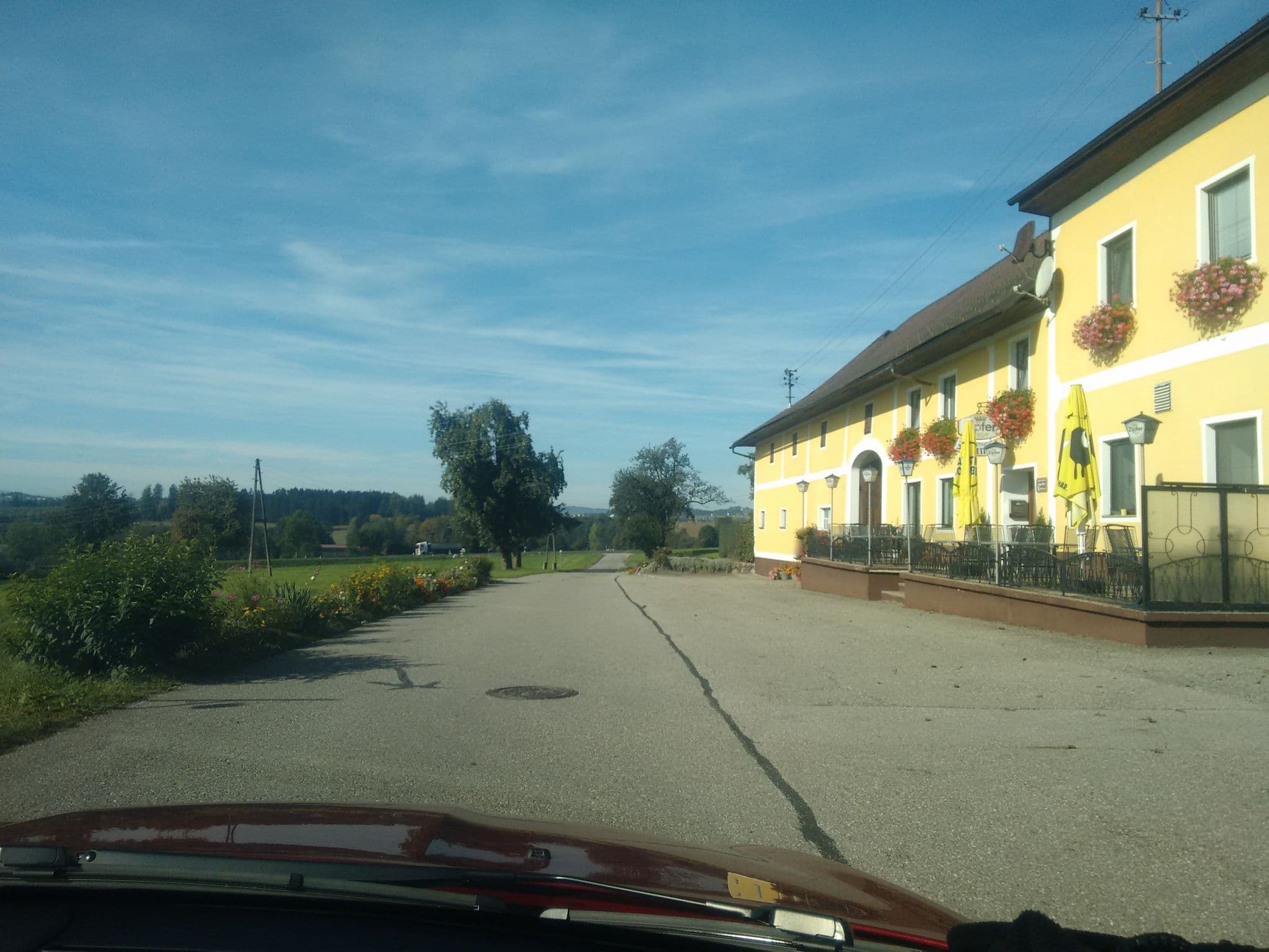 Street view near Reumayr Adolf, Puchkirchen am Trattberg — © gzin (CC BY-SA · Mapillary)