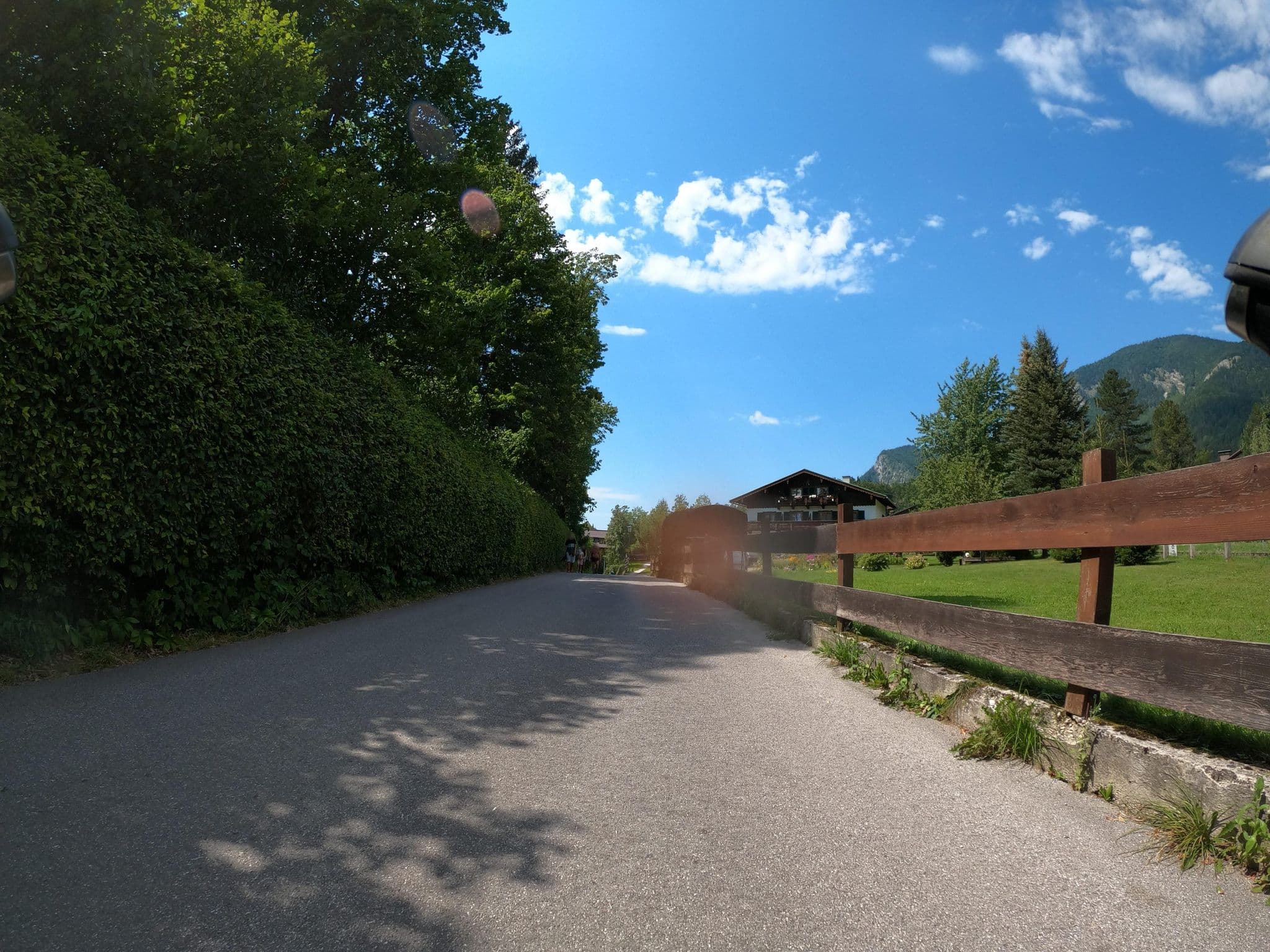 Street view near Pension Enzian - Fam Lange, Sankt Wolfgang im Salzkammergut — © Langfahrer (CC BY-SA · Mapillary)