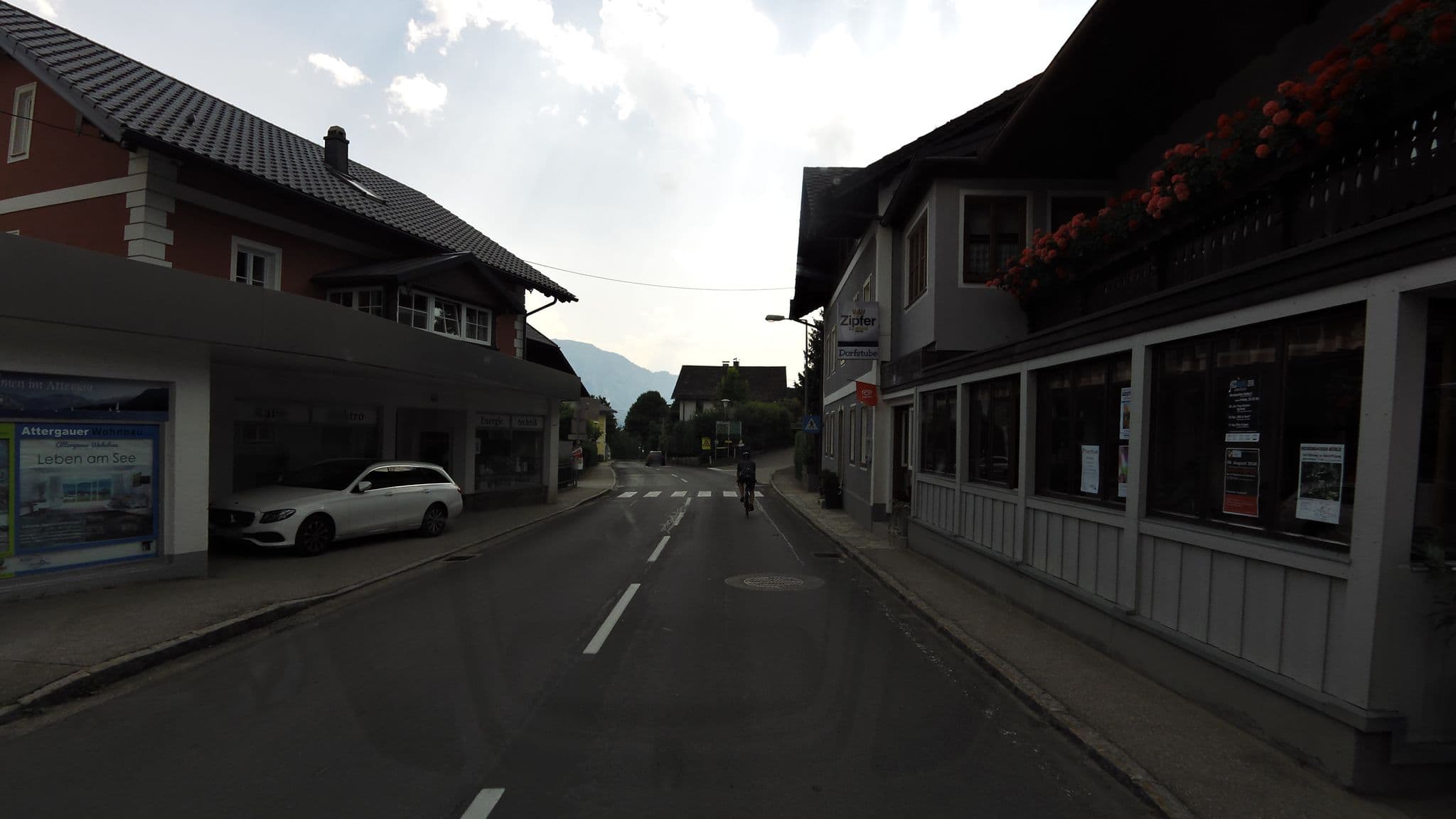 Street view near Hubert Stigler, Sankt Georgen im Attergau — © czmrtn (CC BY-SA · Mapillary)