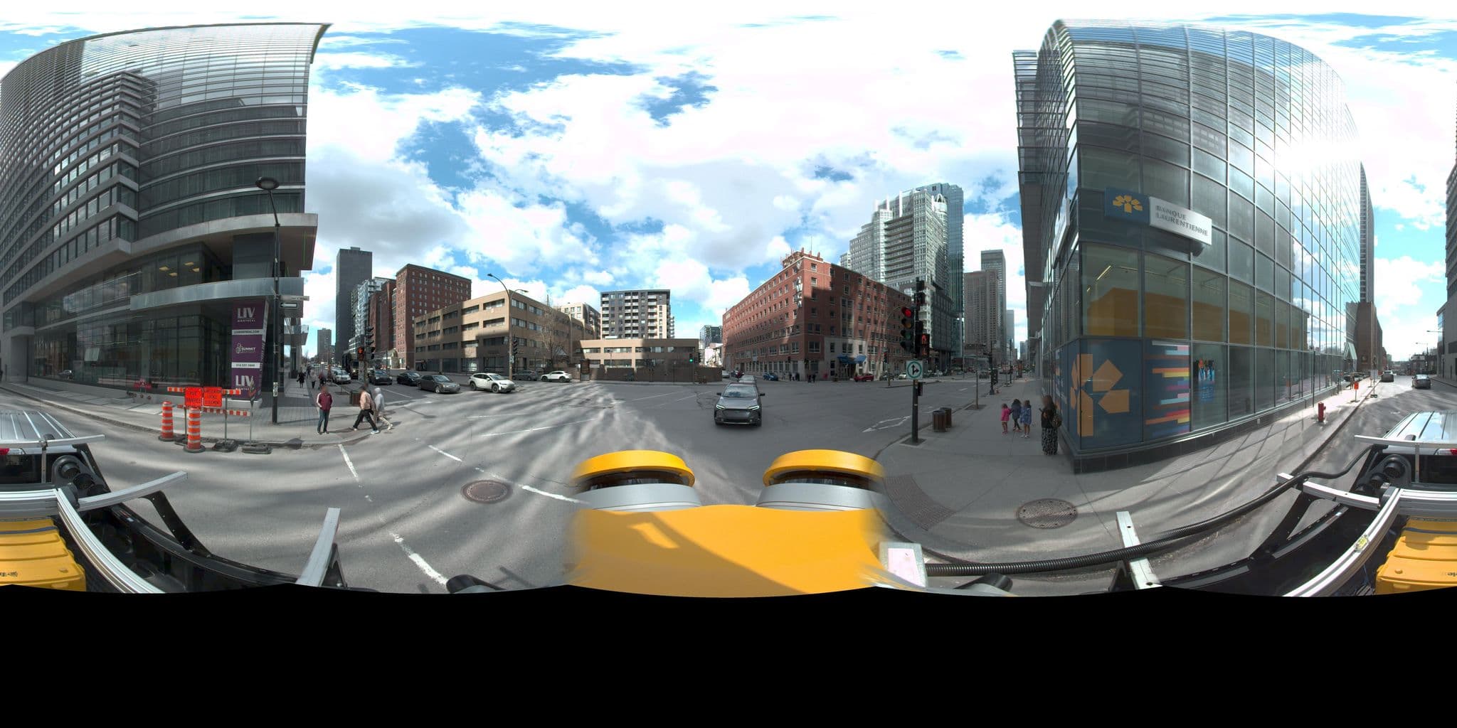 Street view near Holiday Inn Centre-ville Ouest, Ville-Marie — © VdM (CC BY-SA · Mapillary)