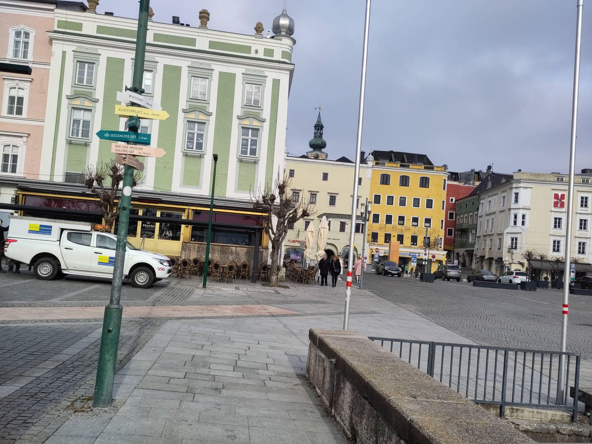 Street view near Gmunden am Traunsee, Gmunden — © consens_verkehrsplanung (CC BY-SA · Mapillary)