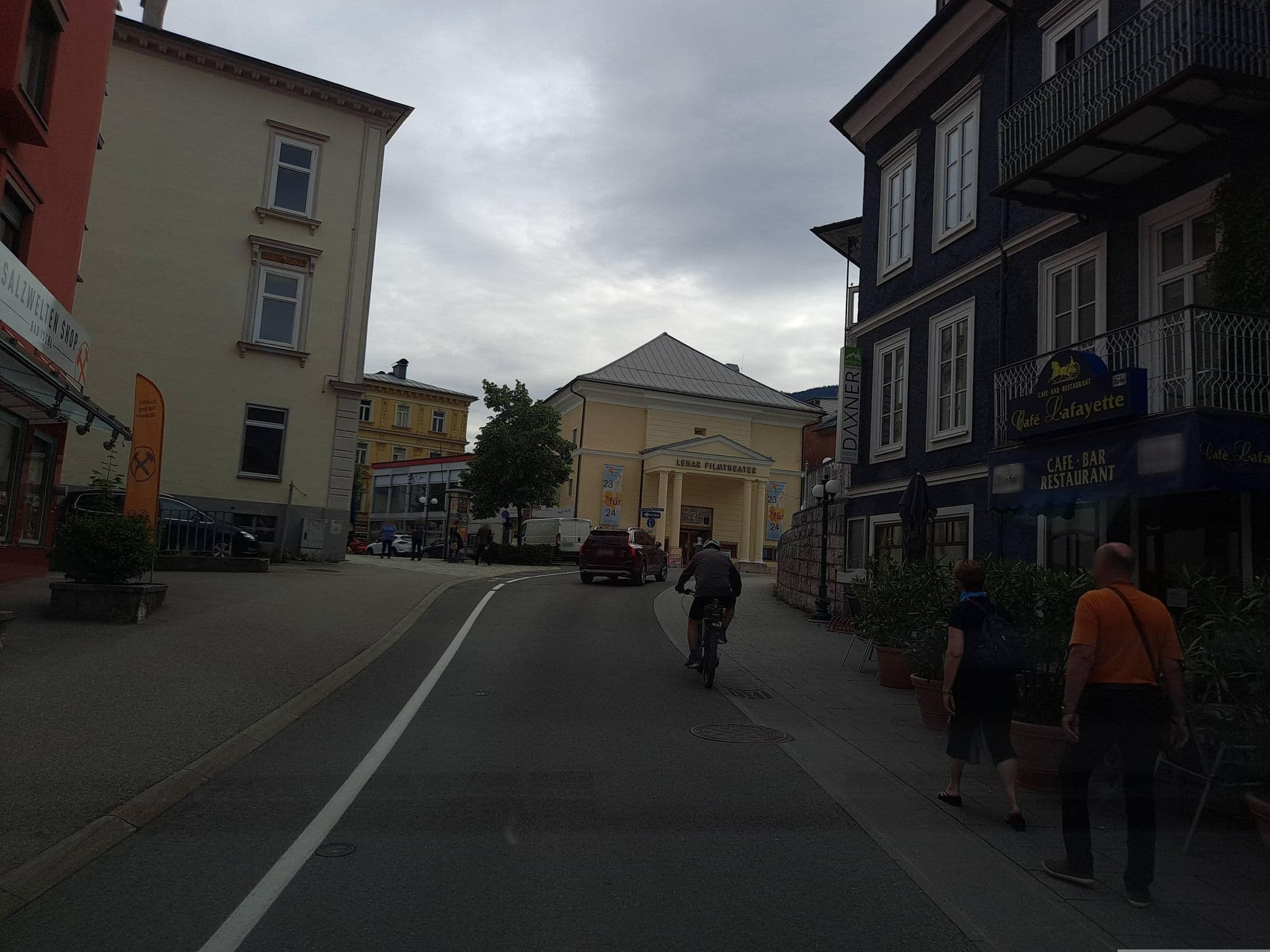 Street view near Bad Ischl Central, Bad Ischl — © gob (CC BY-SA · Mapillary)