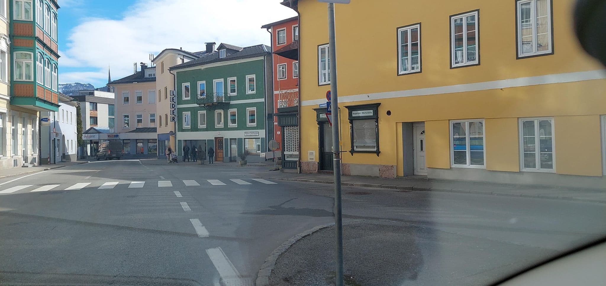Street view near Herbert Steininger, Bad Ischl — © gzin (CC BY-SA · Mapillary)