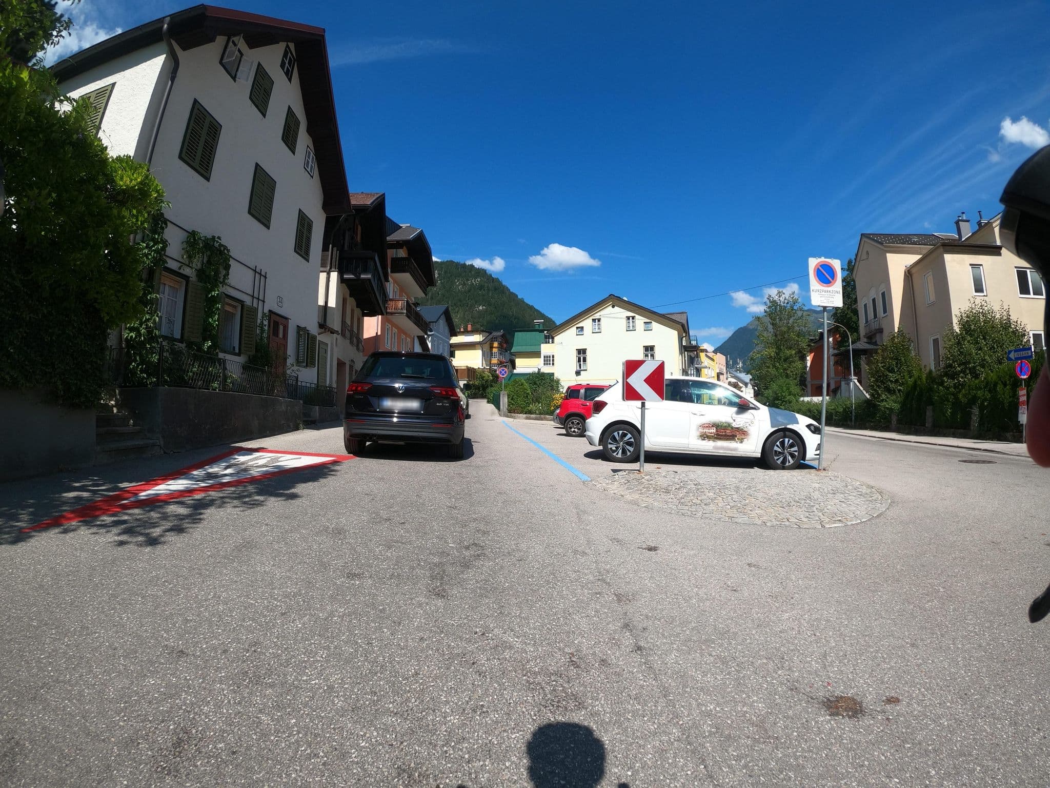 Street view near Villa Leni - Premium Apartments, Bad Ischl — © Langfahrer (CC BY-SA · Mapillary)