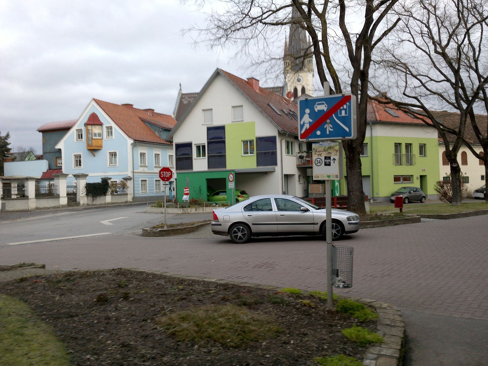 Street view near Gasthof Amtmann, Weißkirchen in Steiermark — © deleted_user (CC BY-SA · Mapillary)