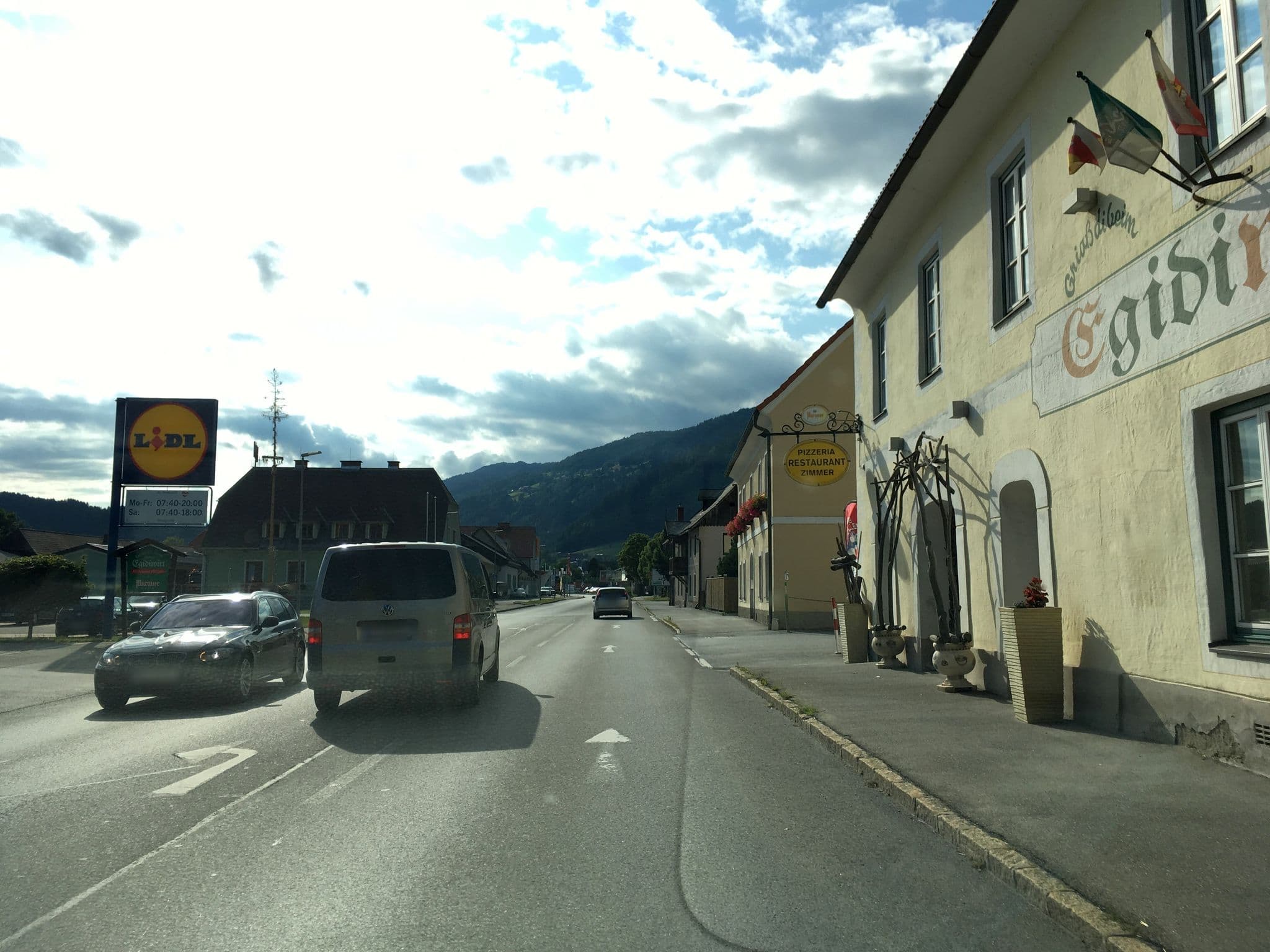Street view near Egidiwirt, Murau — © istefanos (CC BY-SA · Mapillary)
