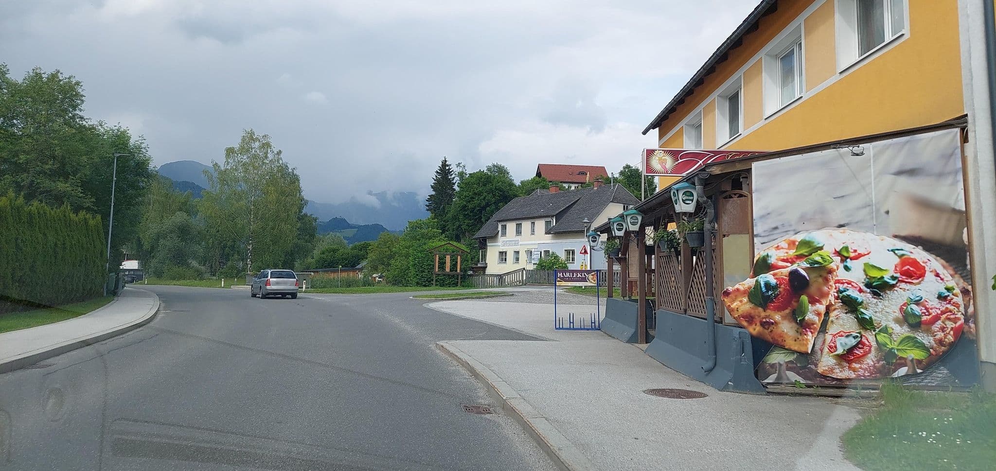 Street view near Kirchenwirt Aigen, Stainach — © gzin (CC BY-SA · Mapillary)