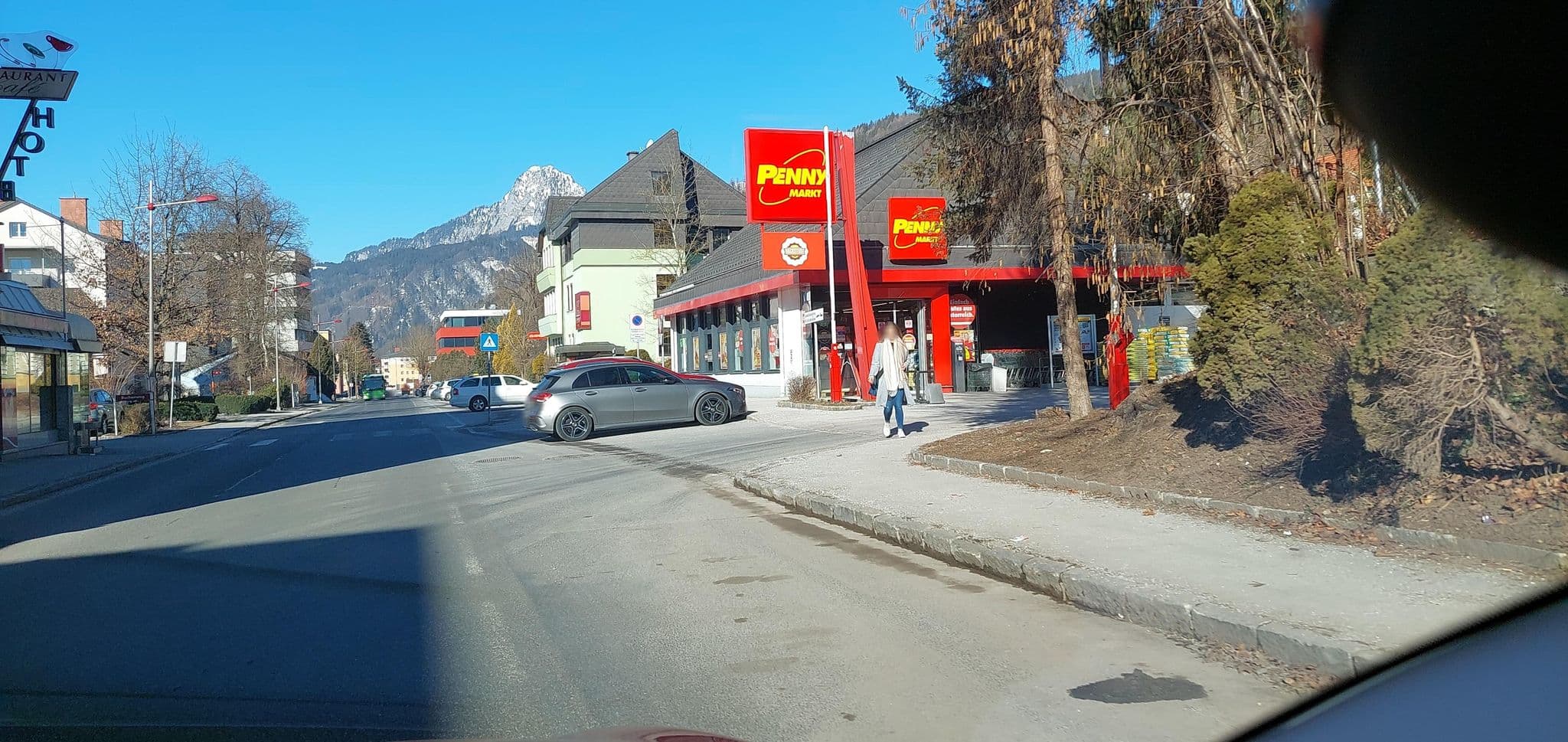 Street view near Schnuderl Cafė Restaurant, Liezen — © gzin (CC BY-SA · Mapillary)