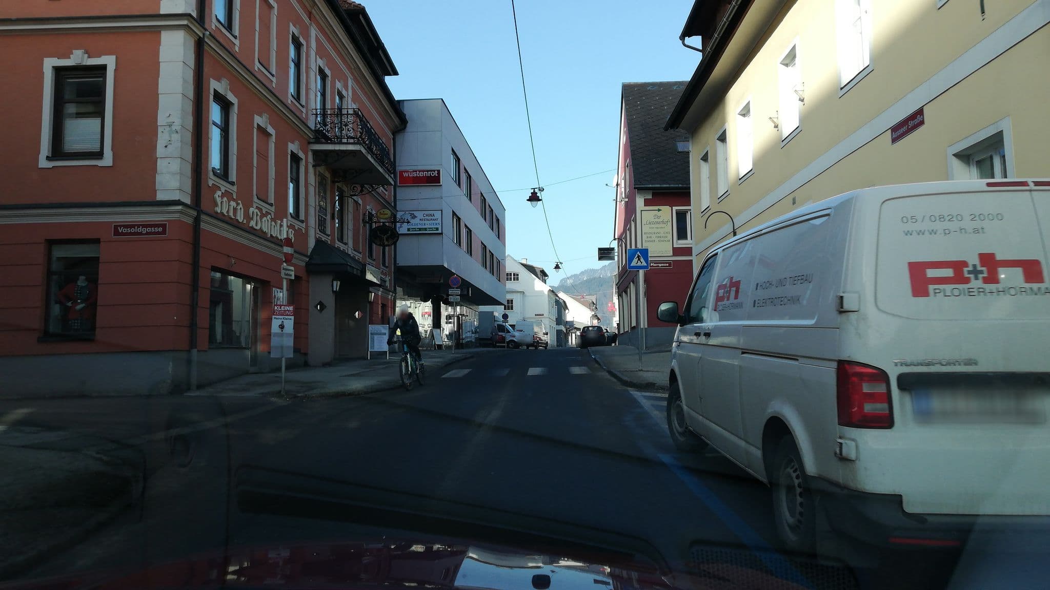 Street view near Gasthaus Goldener Hirsch, Liezen — © gzin (CC BY-SA · Mapillary)