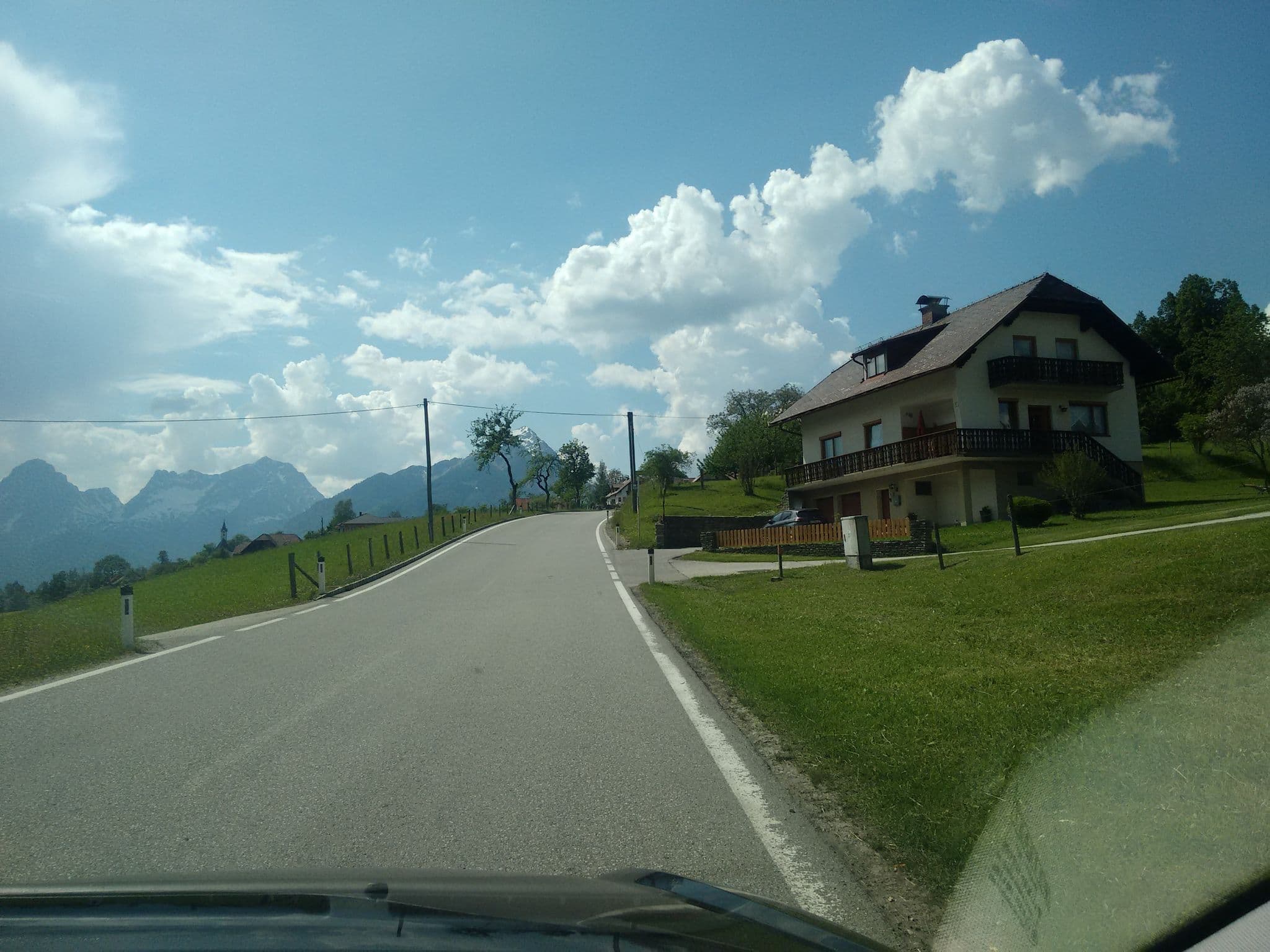 Street view near Pension-Jausenstation Hanslbauer - Fam Popp, Windischgarsten — © gzin (CC BY-SA · Mapillary)