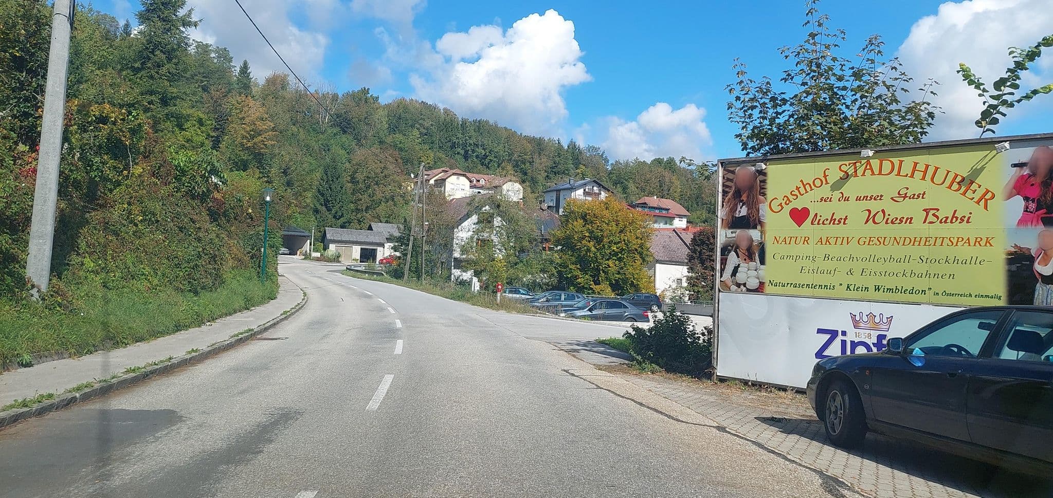 Street view near Aktivpark Kremsmunster Fam. Stadlhuber, Kremsmünster — © gzin (CC BY-SA · Mapillary)