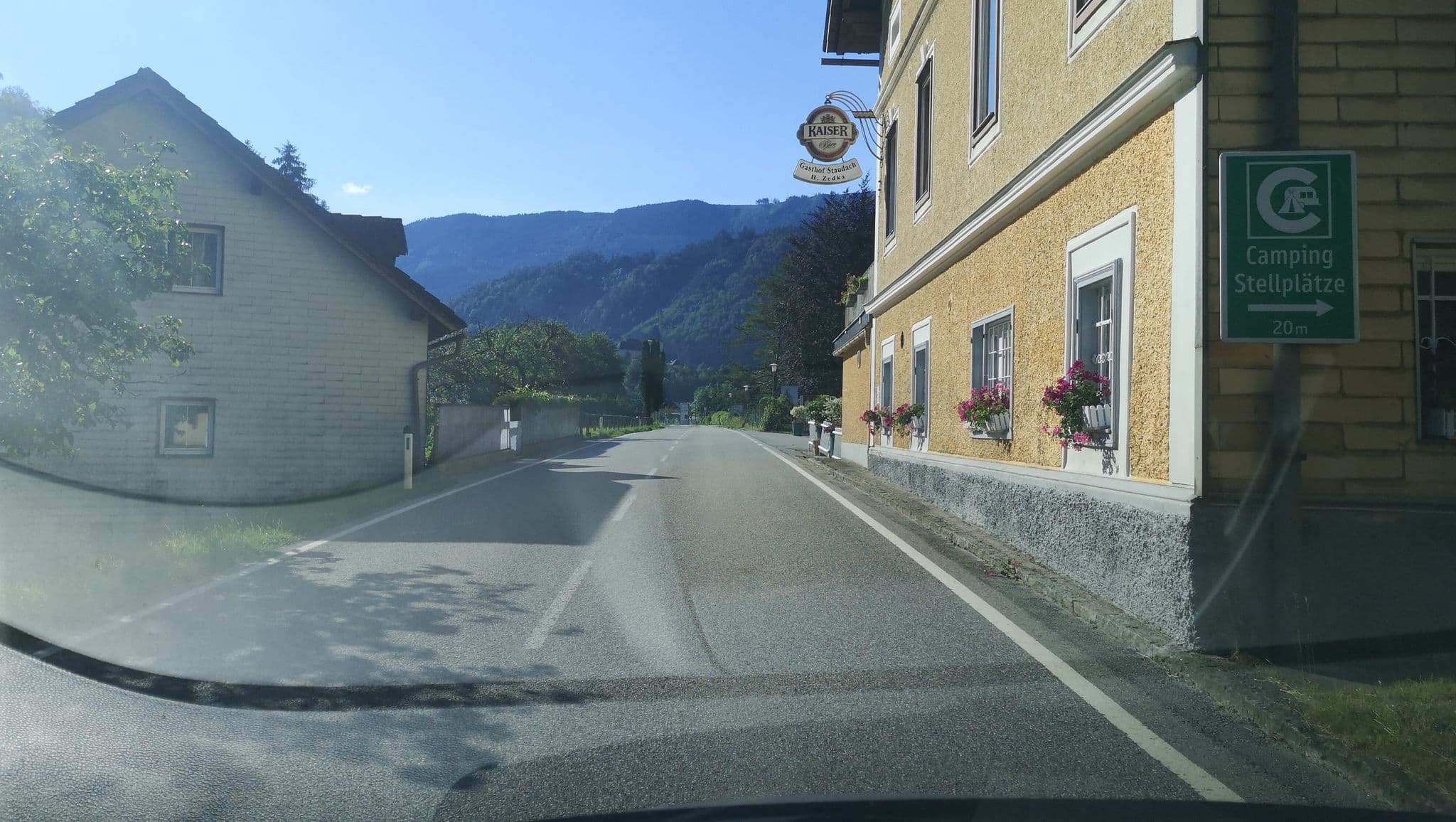 Street view near Gasthof Staudach, Weyer — © schu_r (CC BY-SA · Mapillary)