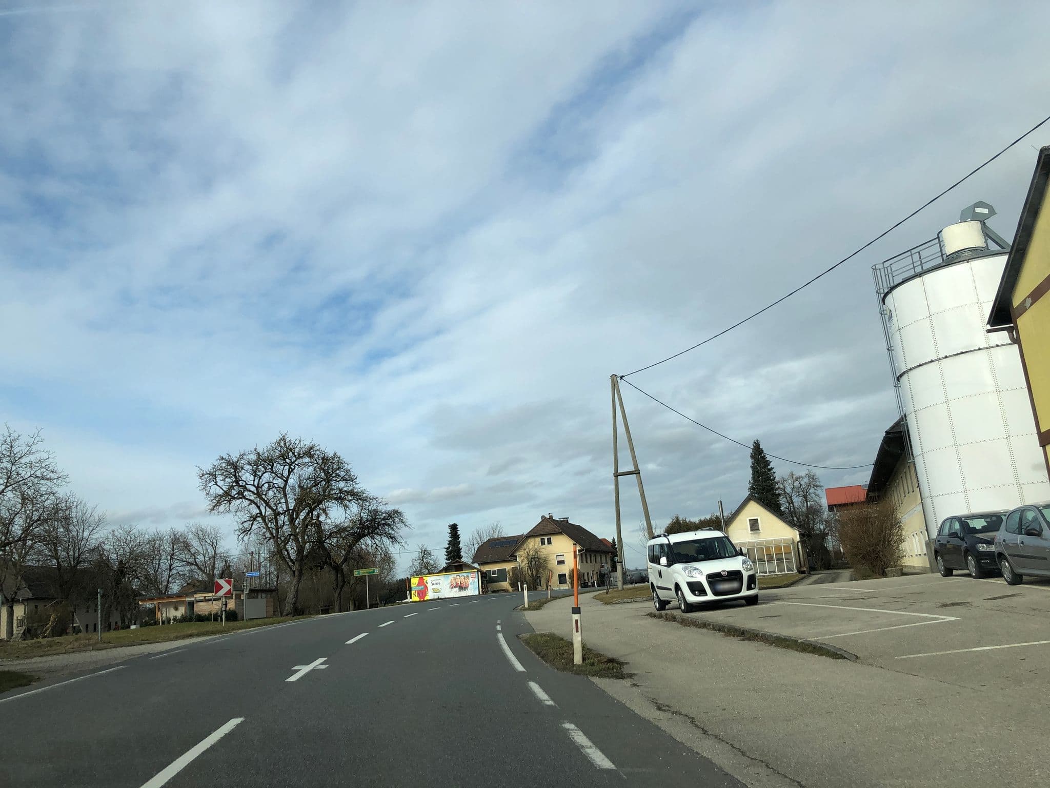 Street view near Wahlmüller Karoline u Anton, Sattledt — © rjrrjr3 (CC BY-SA · Mapillary)
