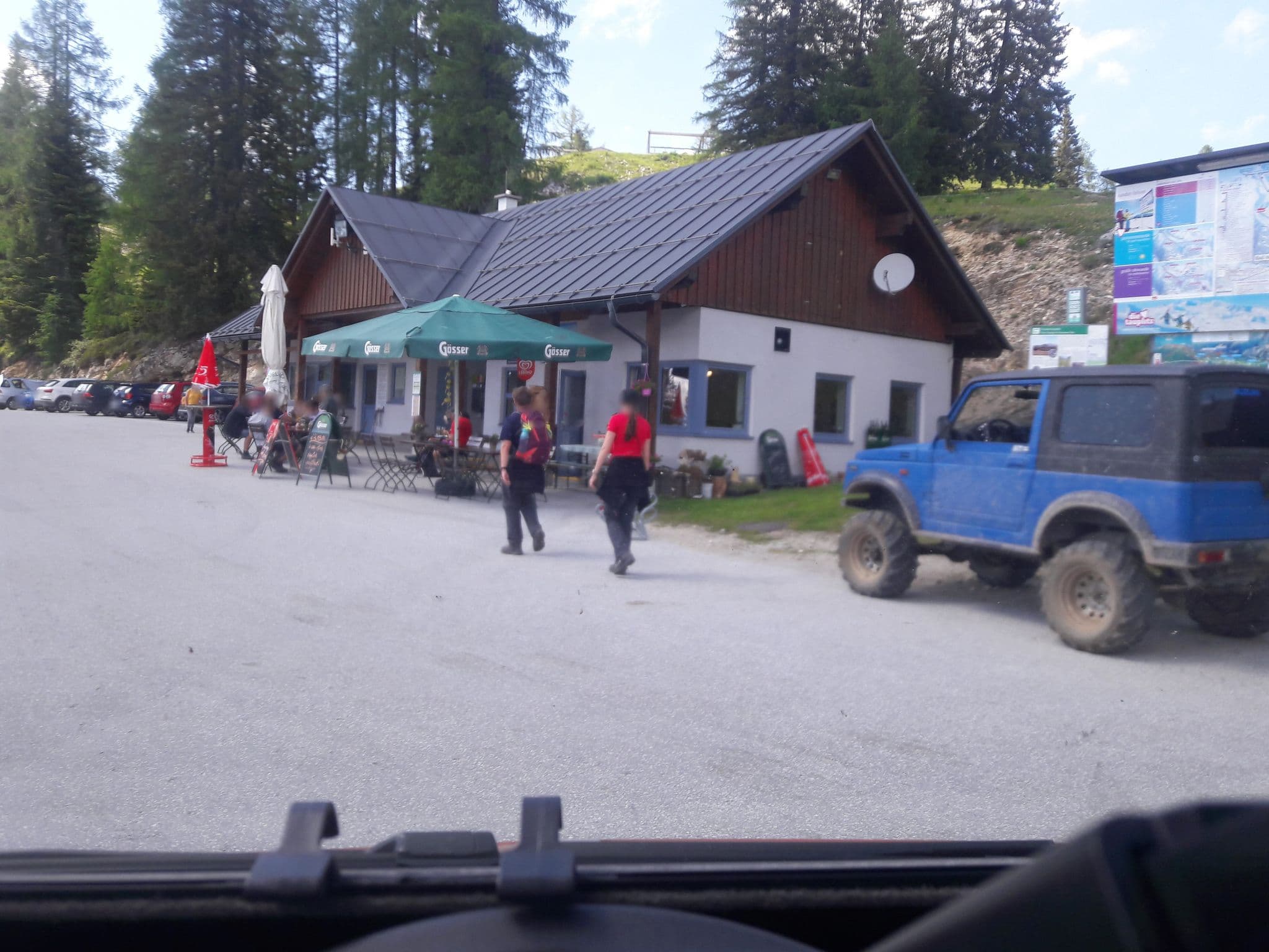 Street view near Thomahofhuette, Mitterndorf im Steirischen Salzkammergut — © harbicht (CC BY-SA · Mapillary)