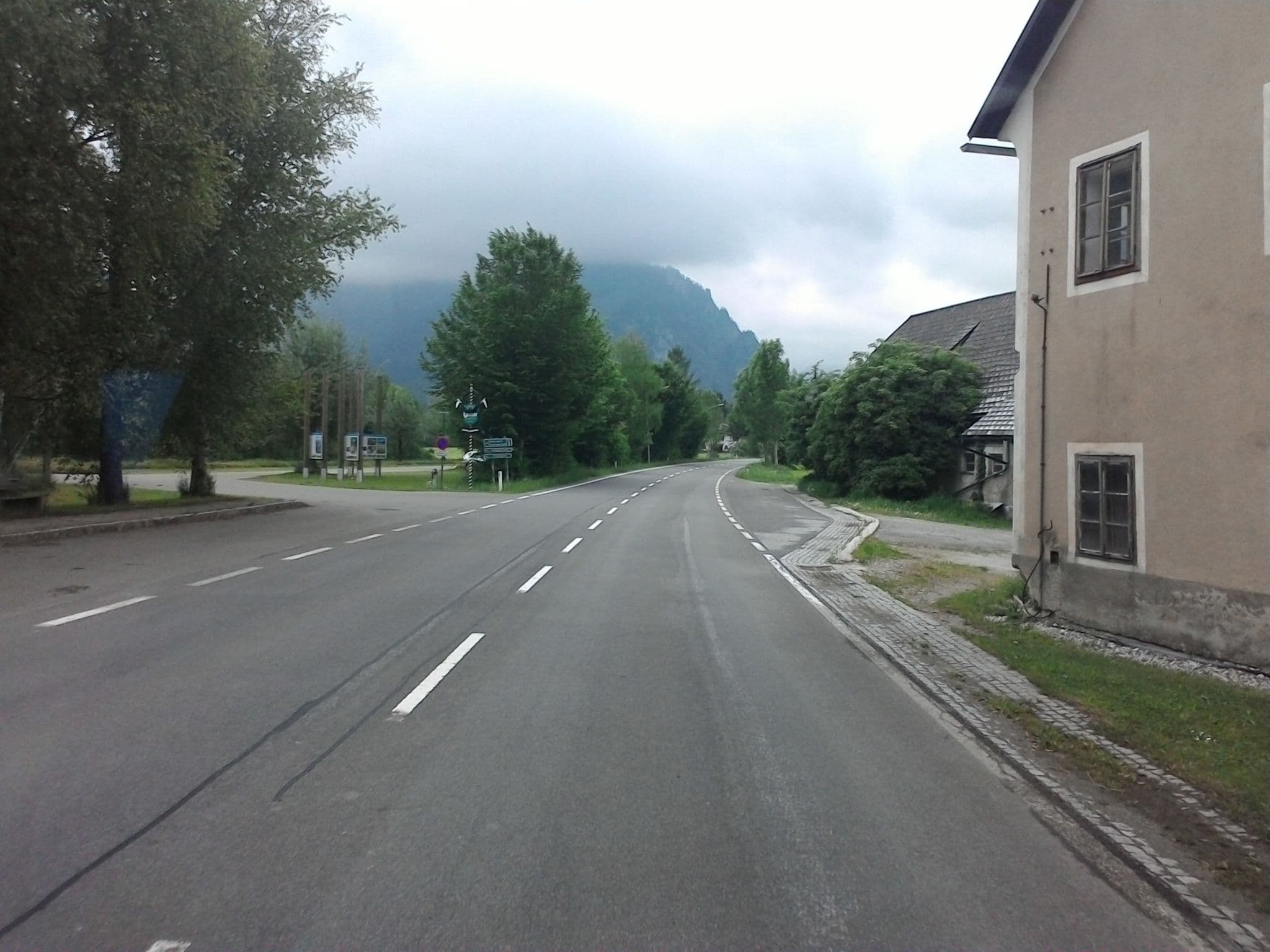 Street view near Hotel Mooswirt, Eisenerz — © mprins (CC BY-SA · Mapillary)
