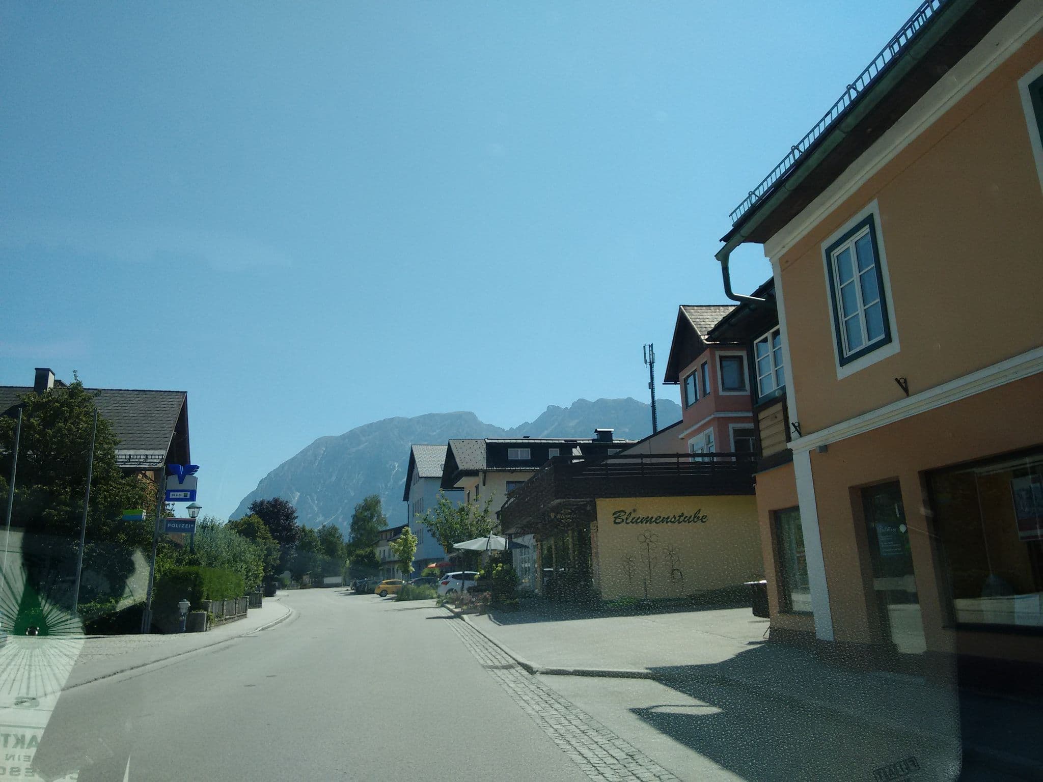 Street view near Kirchenwirt, Mitterndorf im Steirischen Salzkammergut — © gzin (CC BY-SA · Mapillary)