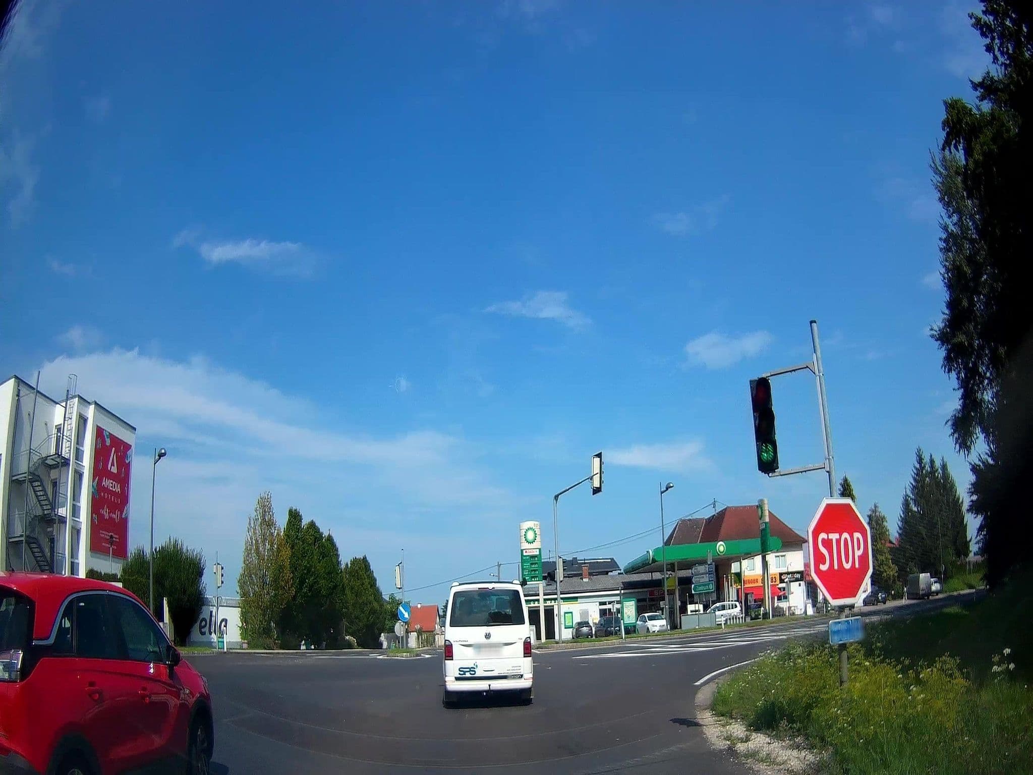 Street view near HB Hotelbesitz GmbH, Sattledt — © fuchserl (CC BY-SA · Mapillary)