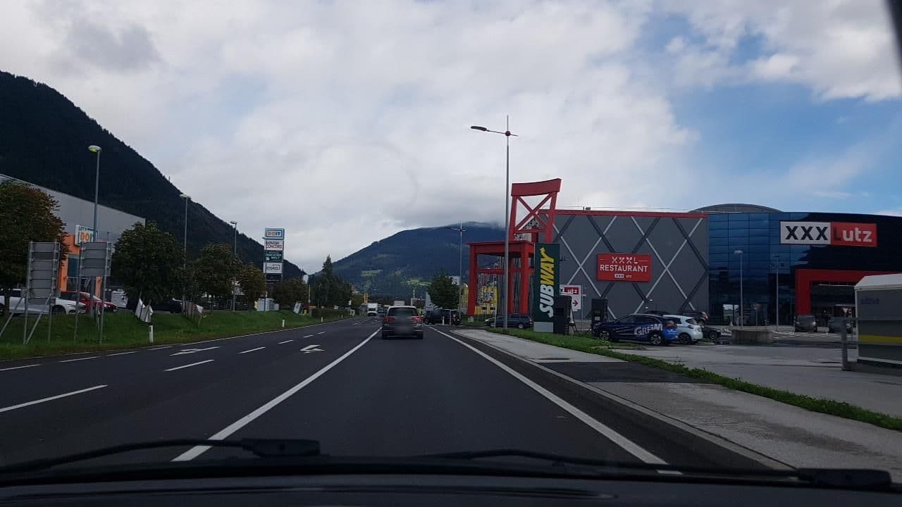 Street view near Leitner & Rainer OHG, Liezen — © mik007 (CC BY-SA · Mapillary)